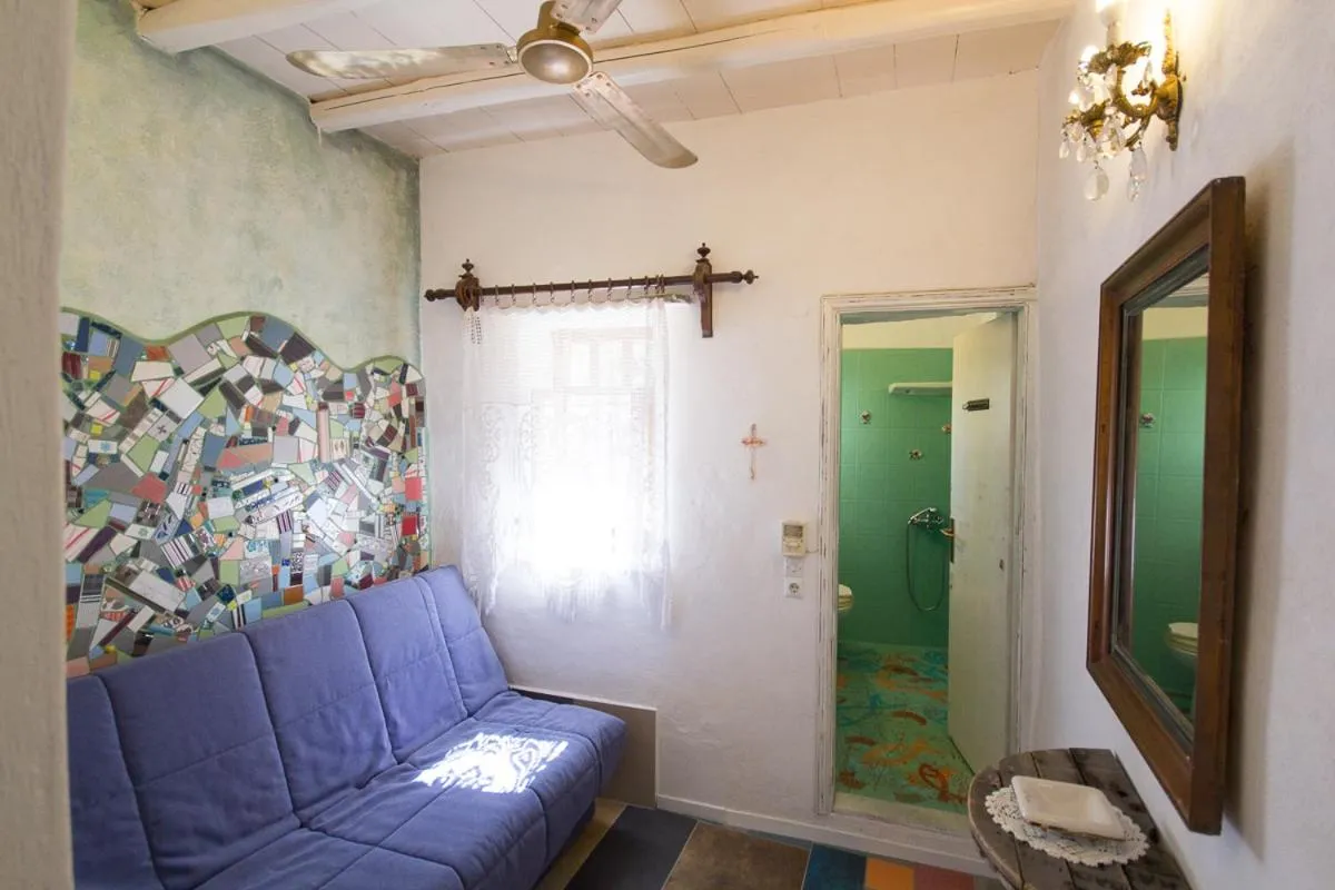 Seating area in Anthippi