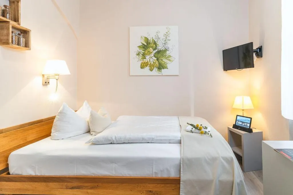 Staff, Bed in Pirnscher Hof - Hotel Garni