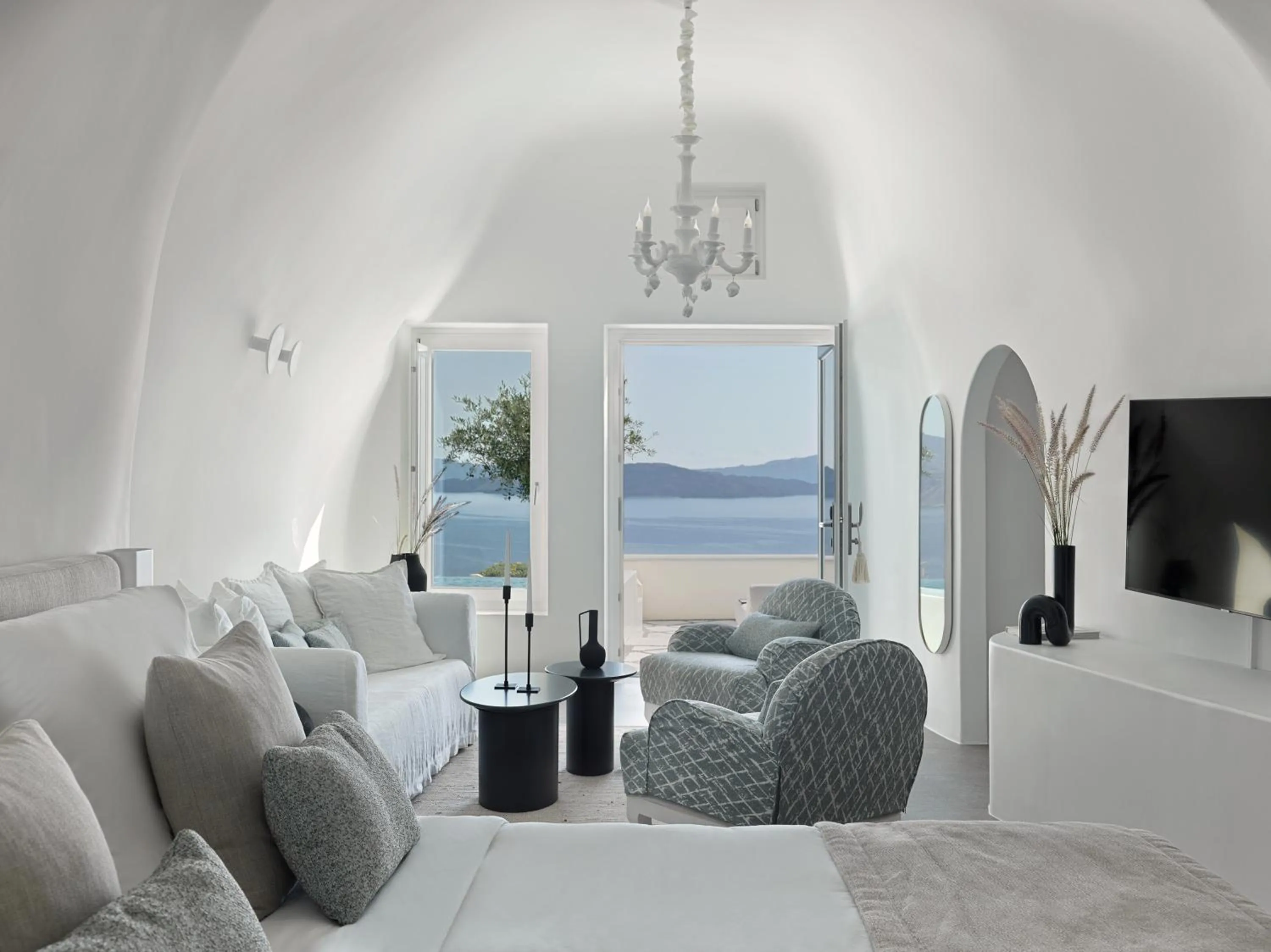 Bed in Canaves Oia Suites - Small Luxury Hotels of the World