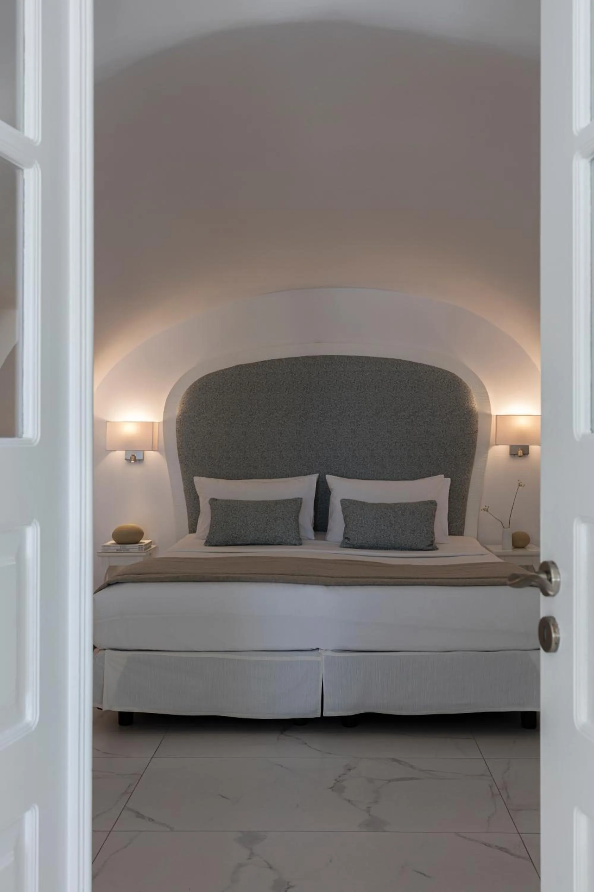 Bed in Canaves Oia Suites - Small Luxury Hotels of the World