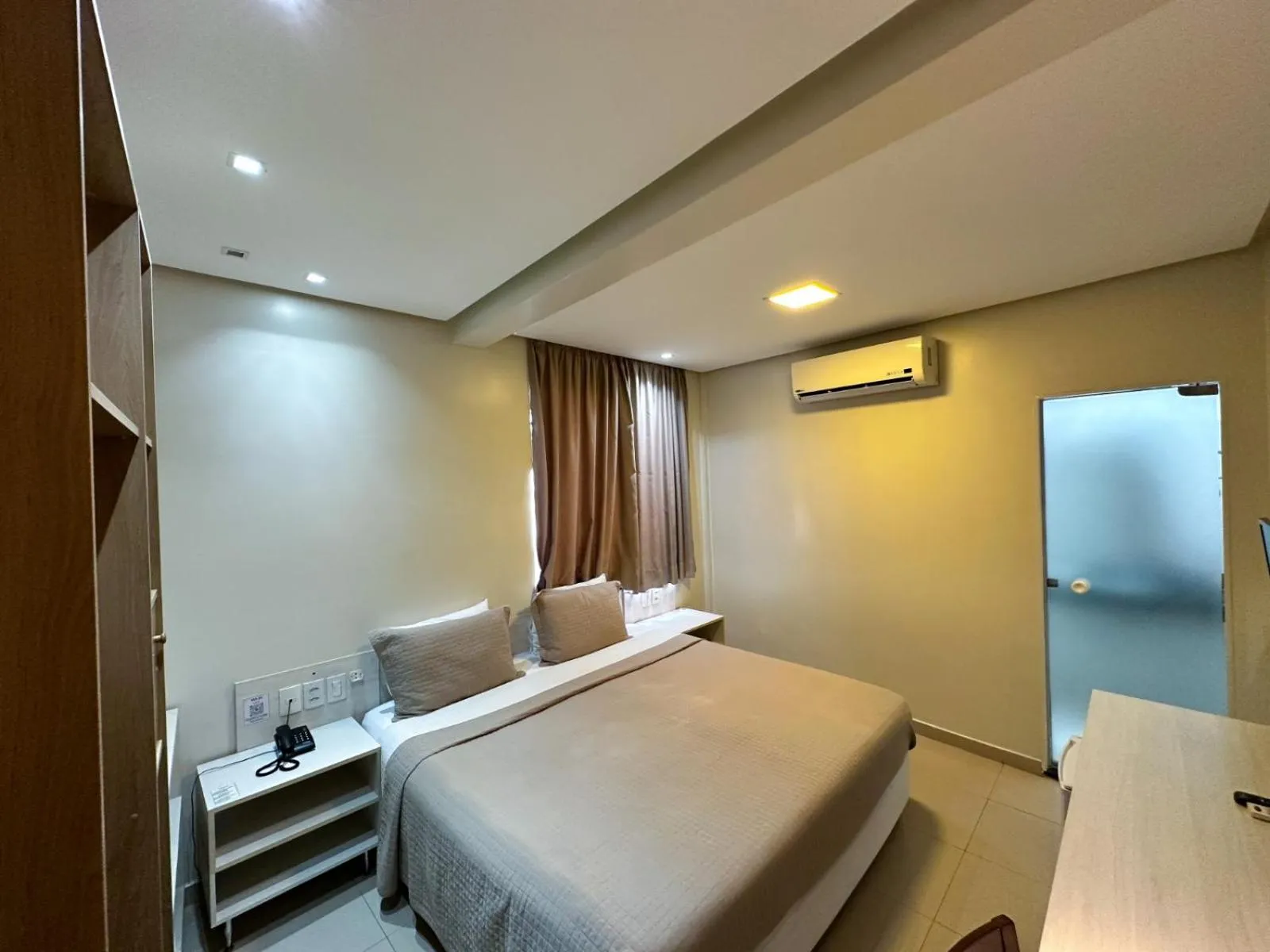 Bed in Hotel Palace Santarém Brasil