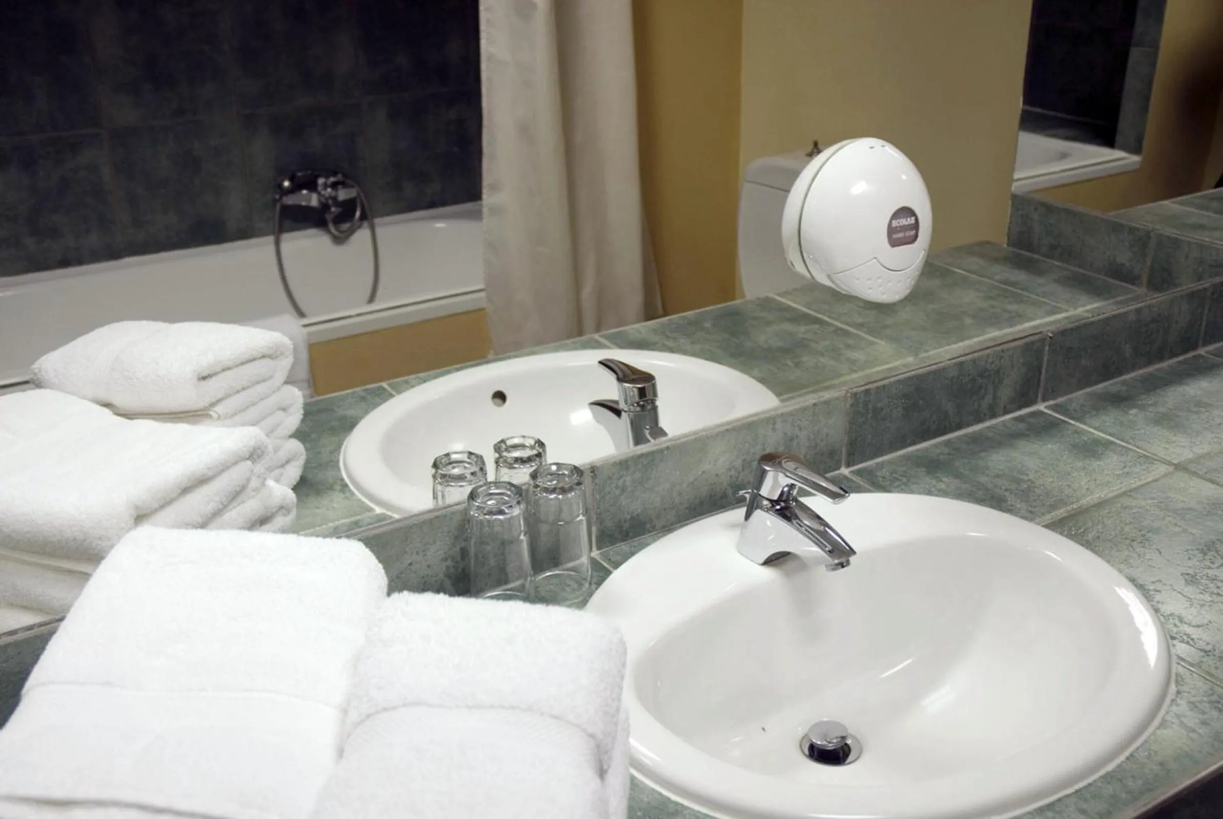 Bathroom in Hotel Kriopigi