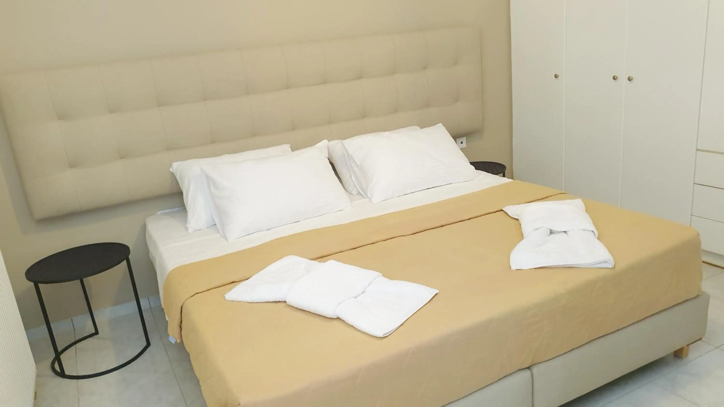 Bedroom, Bed in Eleana Boutique Hotel & Blue Infinity