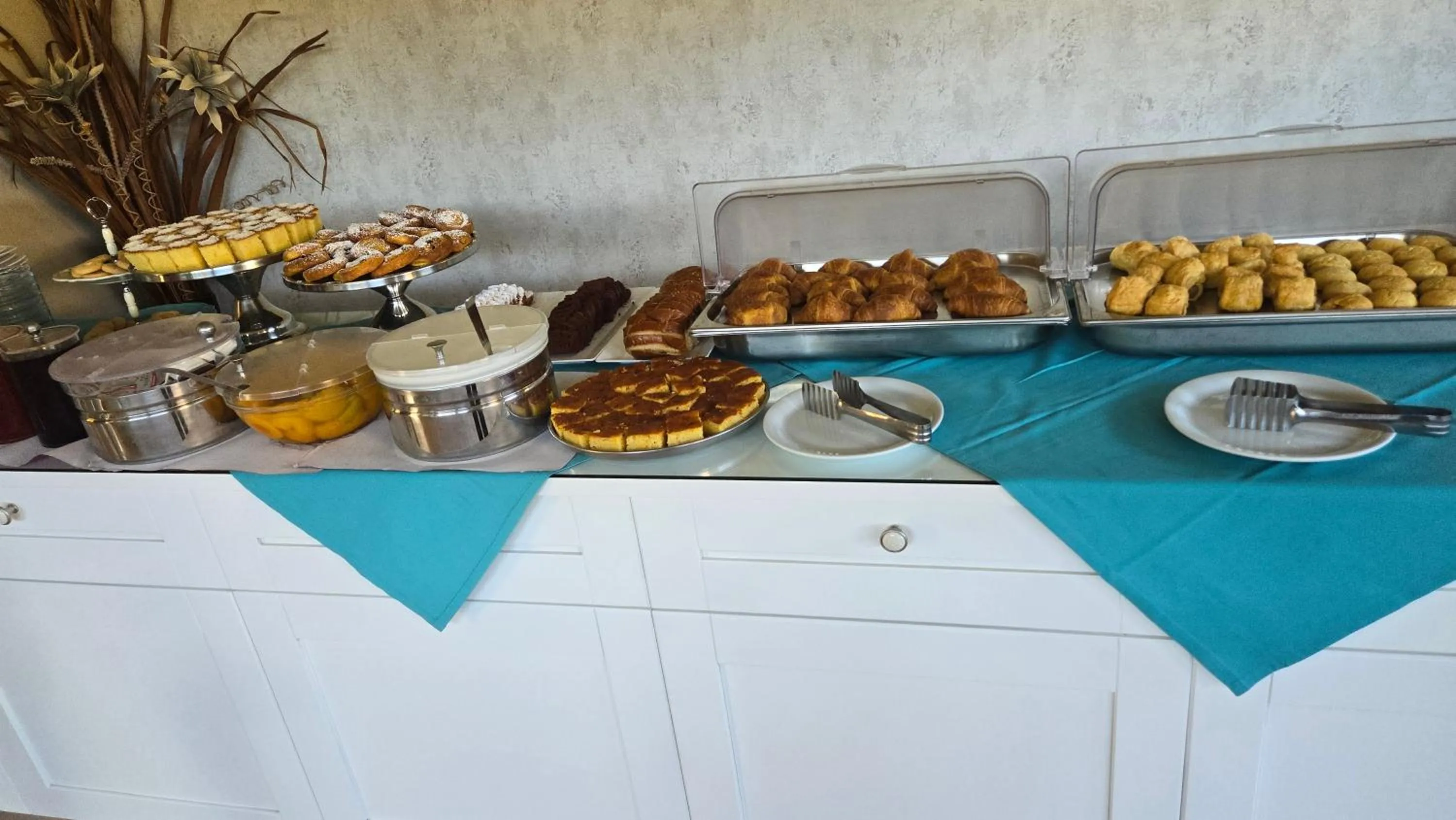 Buffet breakfast in Eleana Boutique Hotel & Blue Infinity