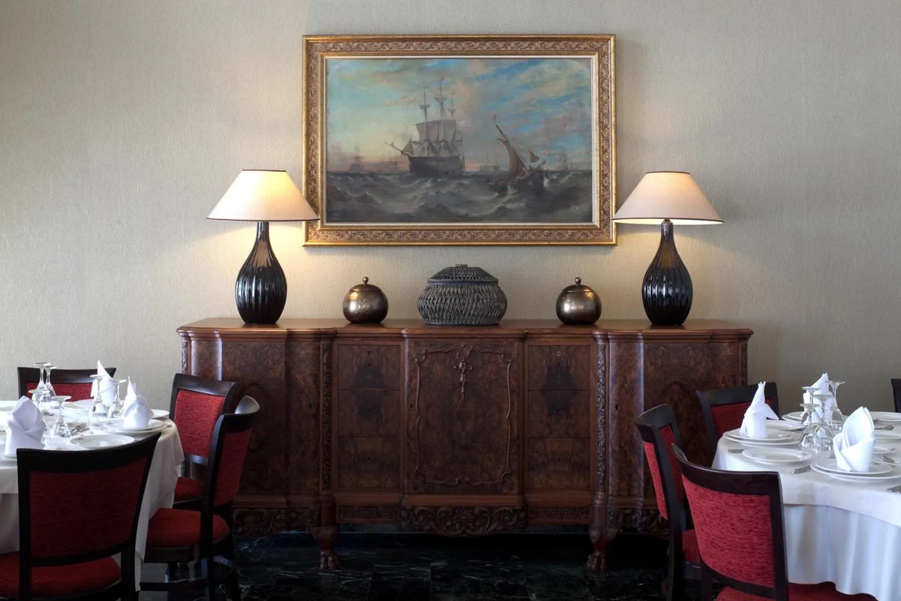 Restaurant/places to eat in Margarona Royal Hotel