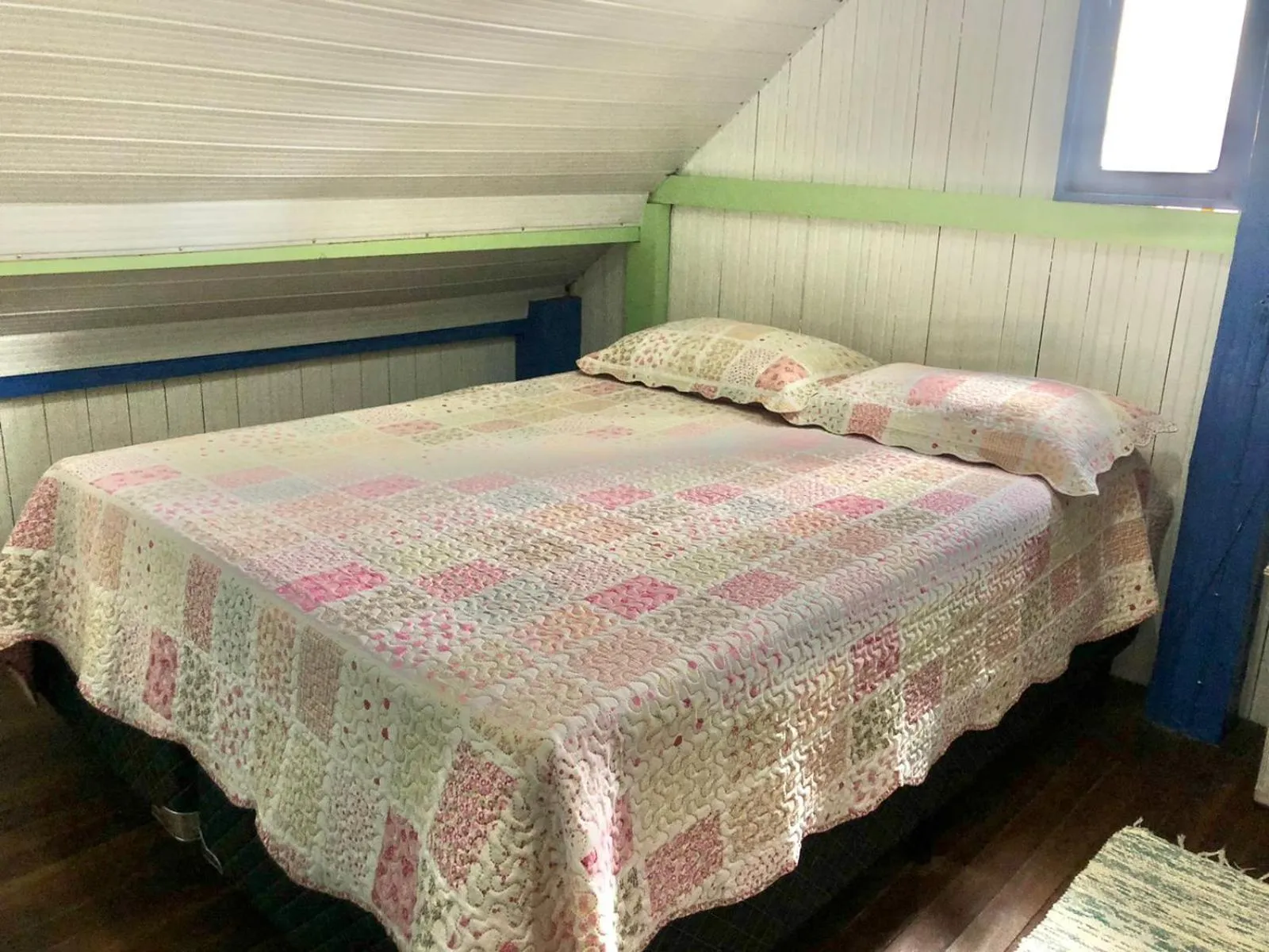 Bed in Chalés no centro de Bombinhas