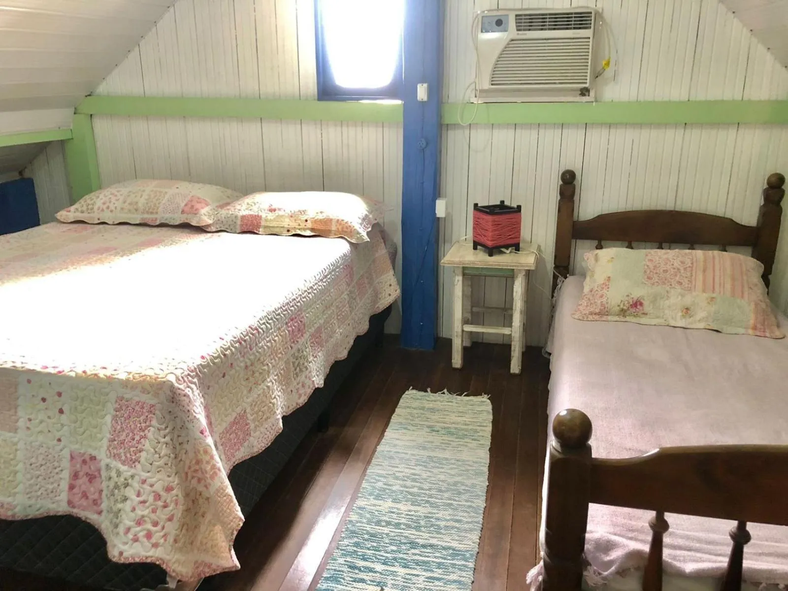 Bed in Chalés no centro de Bombinhas