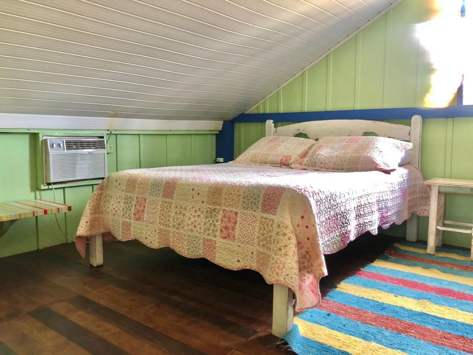 Bed in Chalés no centro de Bombinhas