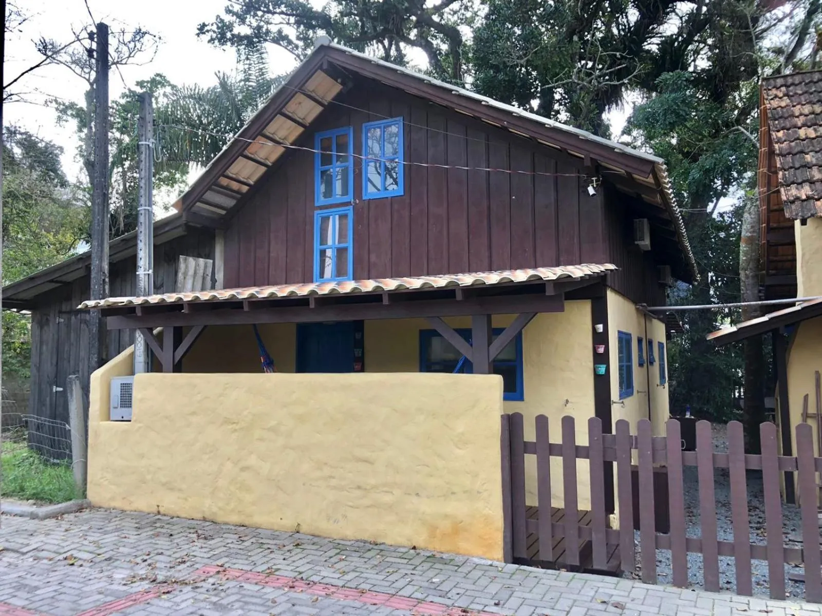 Chalés no centro de Bombinhas
