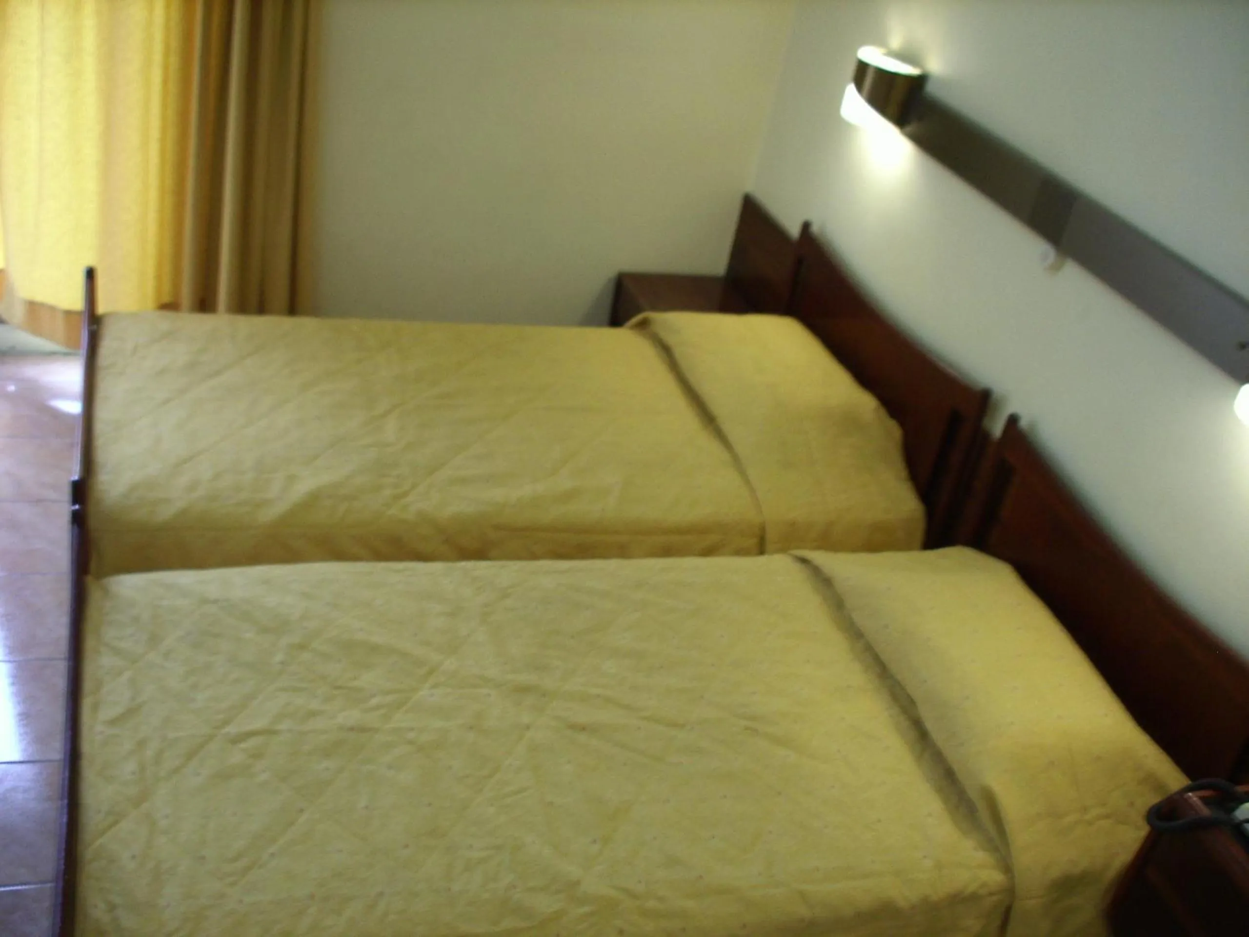 Bed in Claridge Hotel