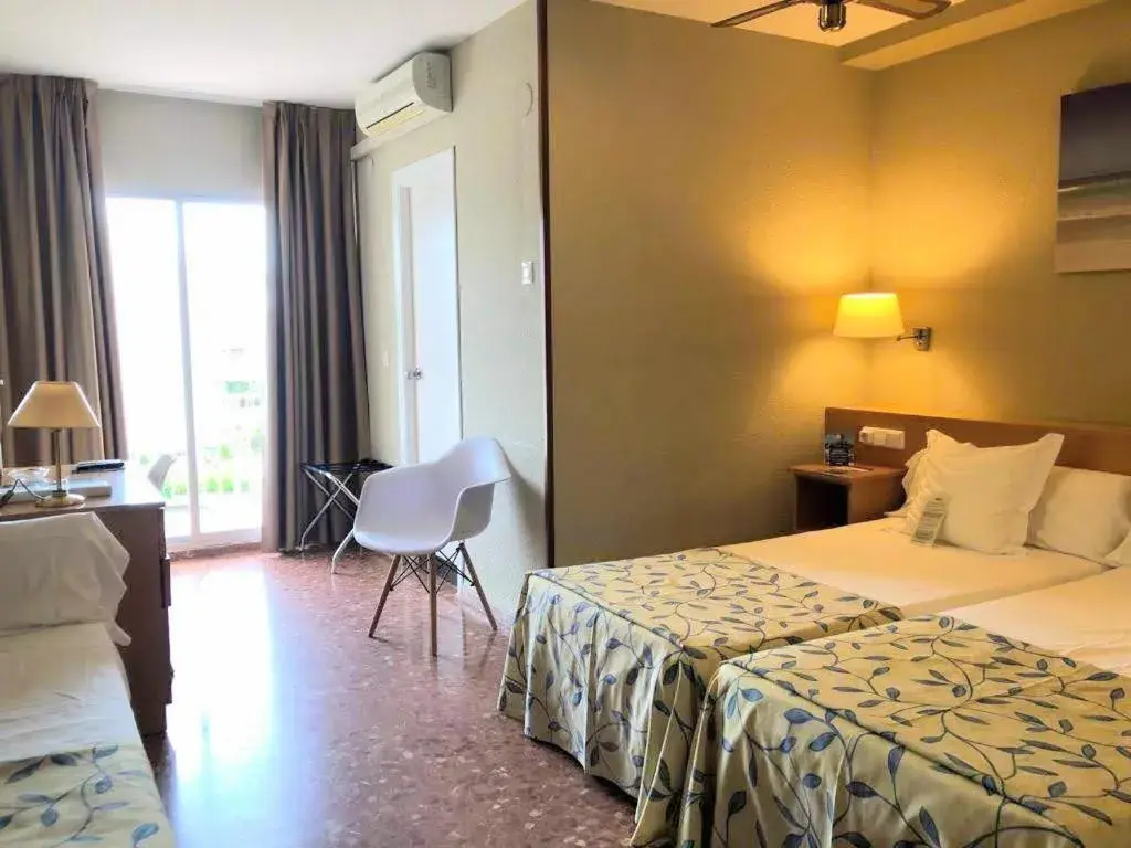 Bed in Montreal Bed in Montreal