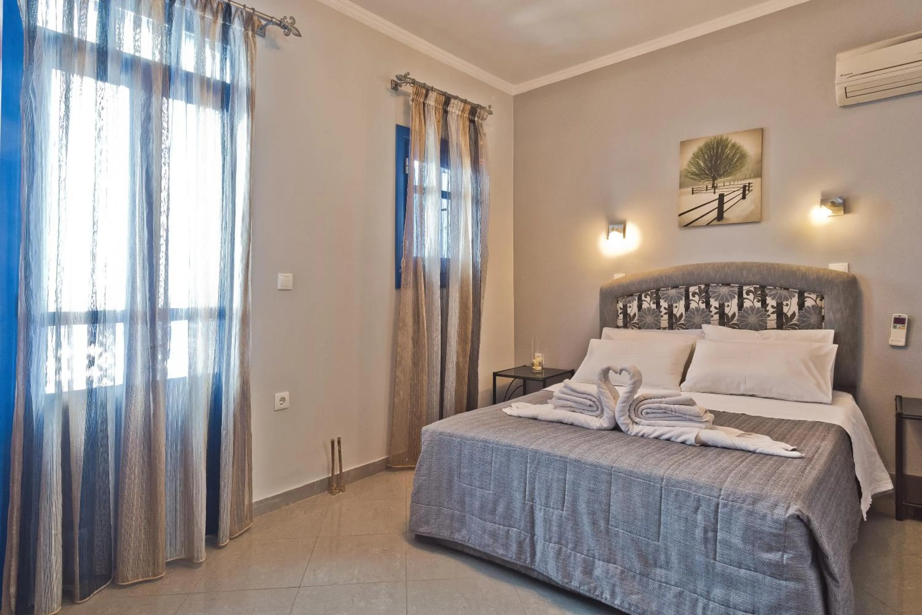 Bed in Alkioni Hotel