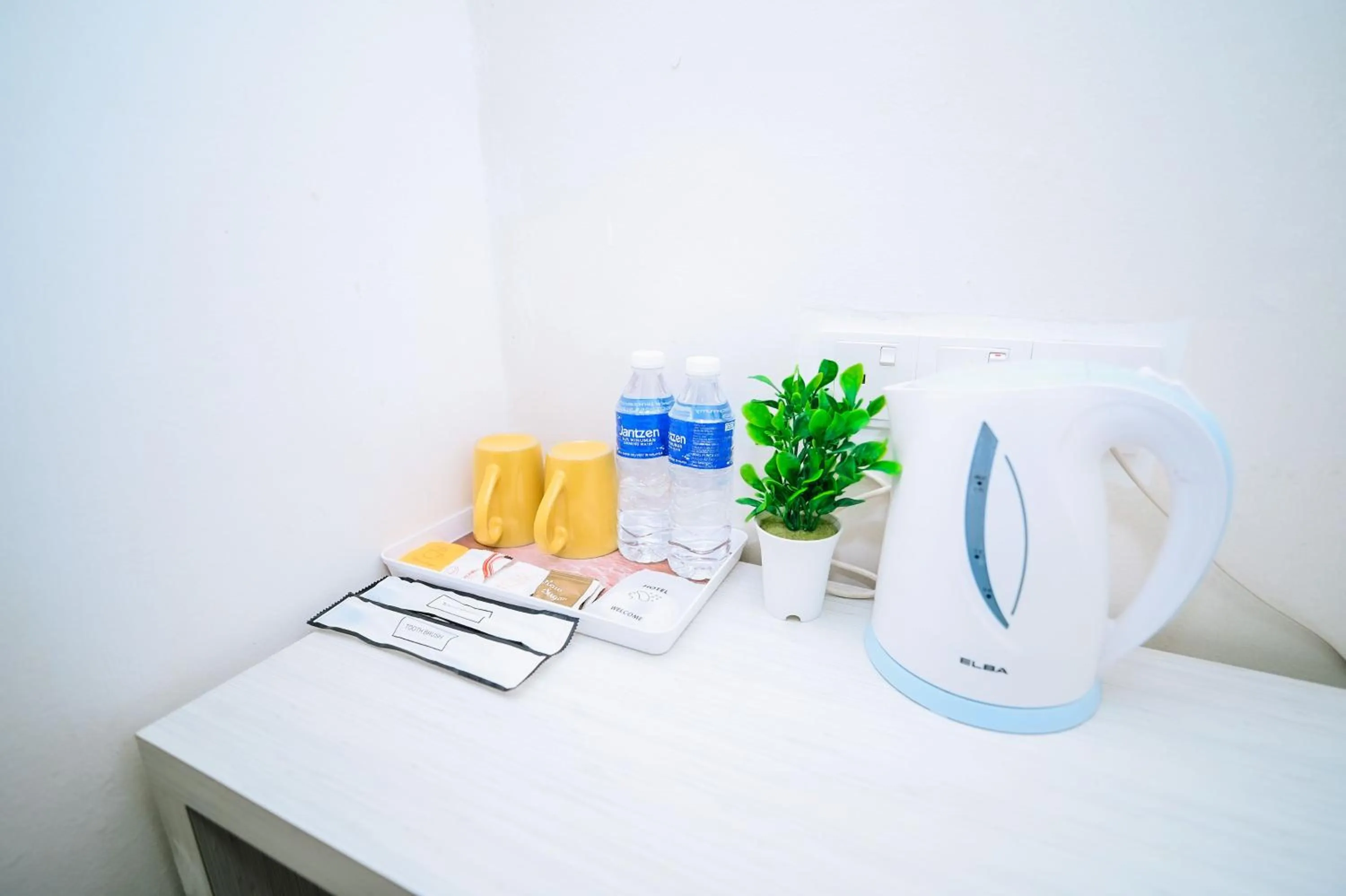 Swing & Pillows - KL Cheras Maluri