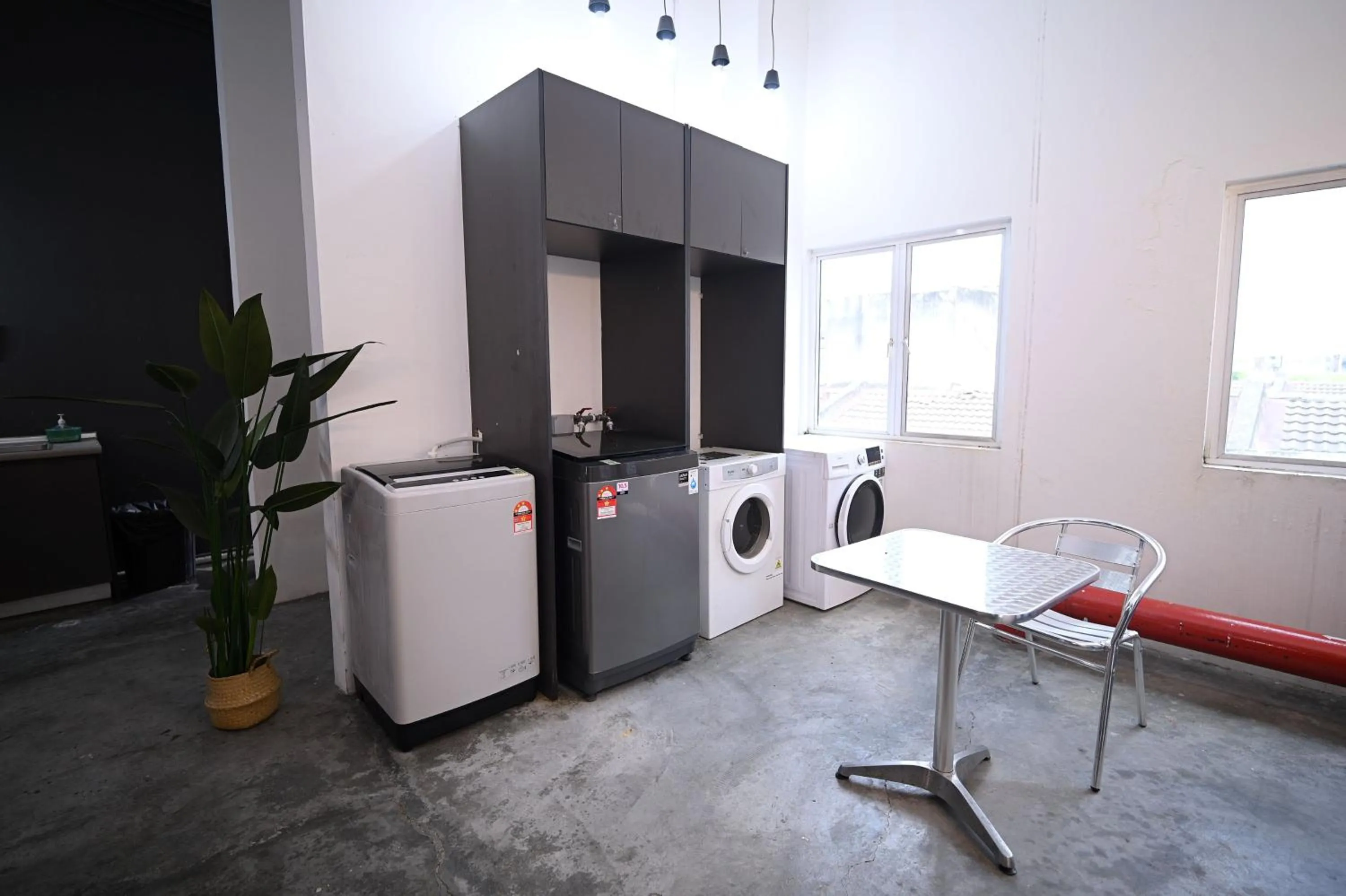 Swing & Pillows - KL Cheras Maluri