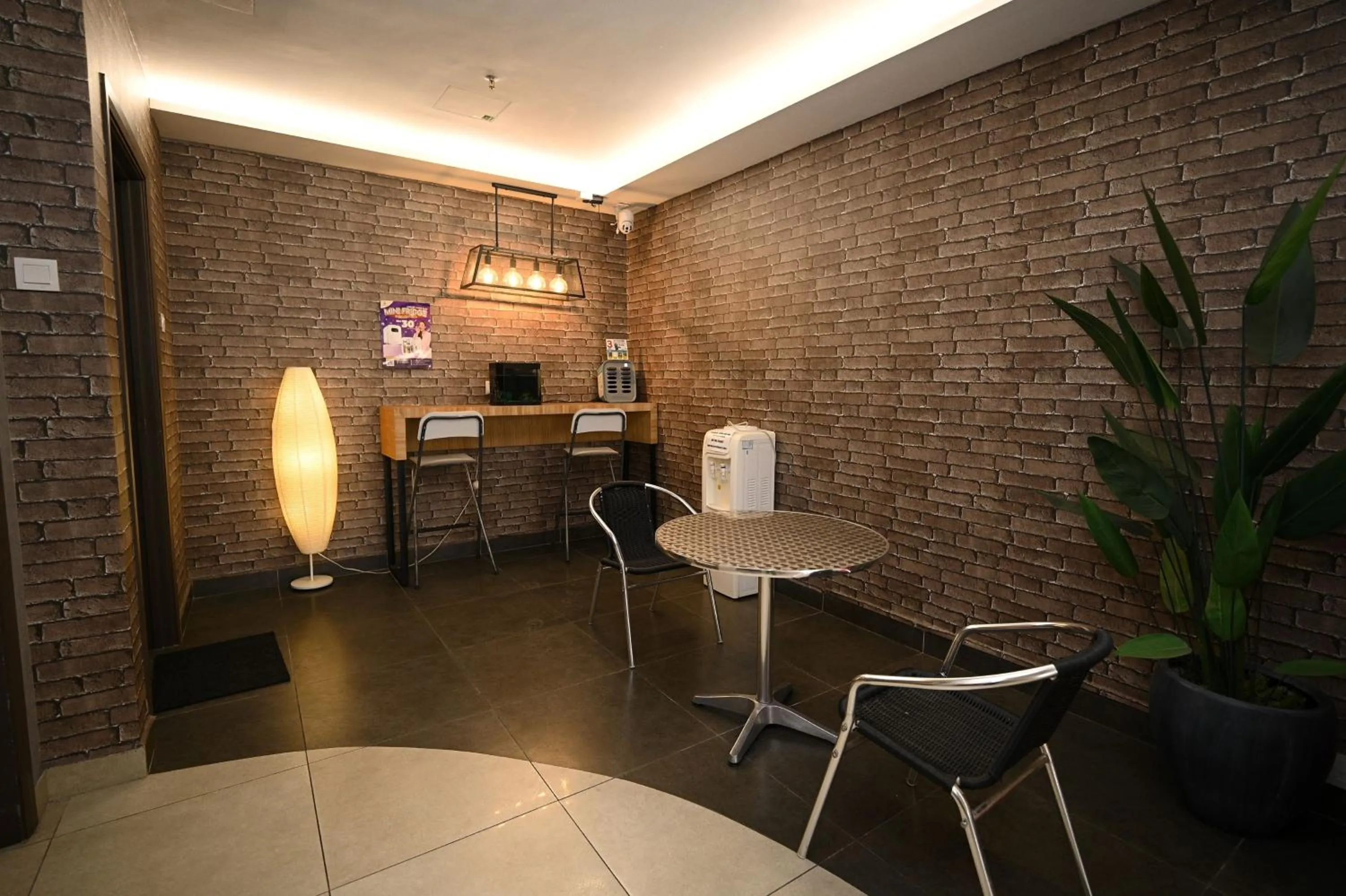 Swing & Pillows - KL Cheras Maluri