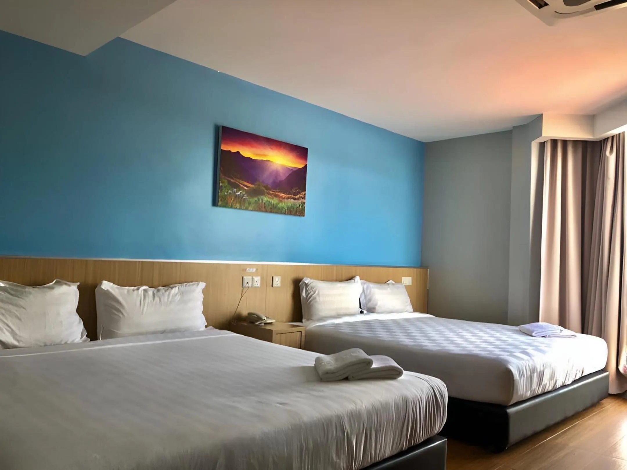 Family, Bed in Double Happiness Hotel