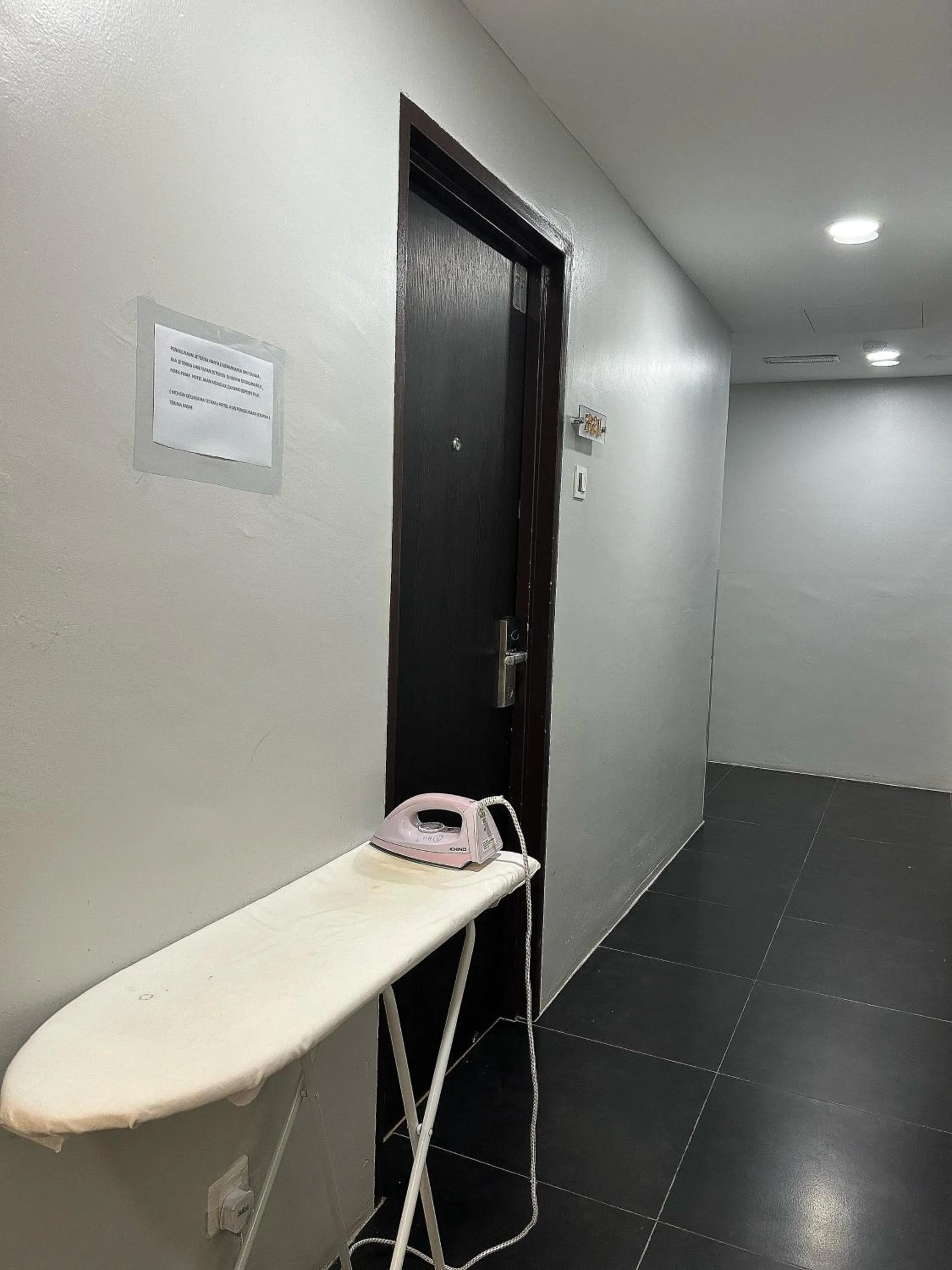 furniture in Double Happiness Hotel