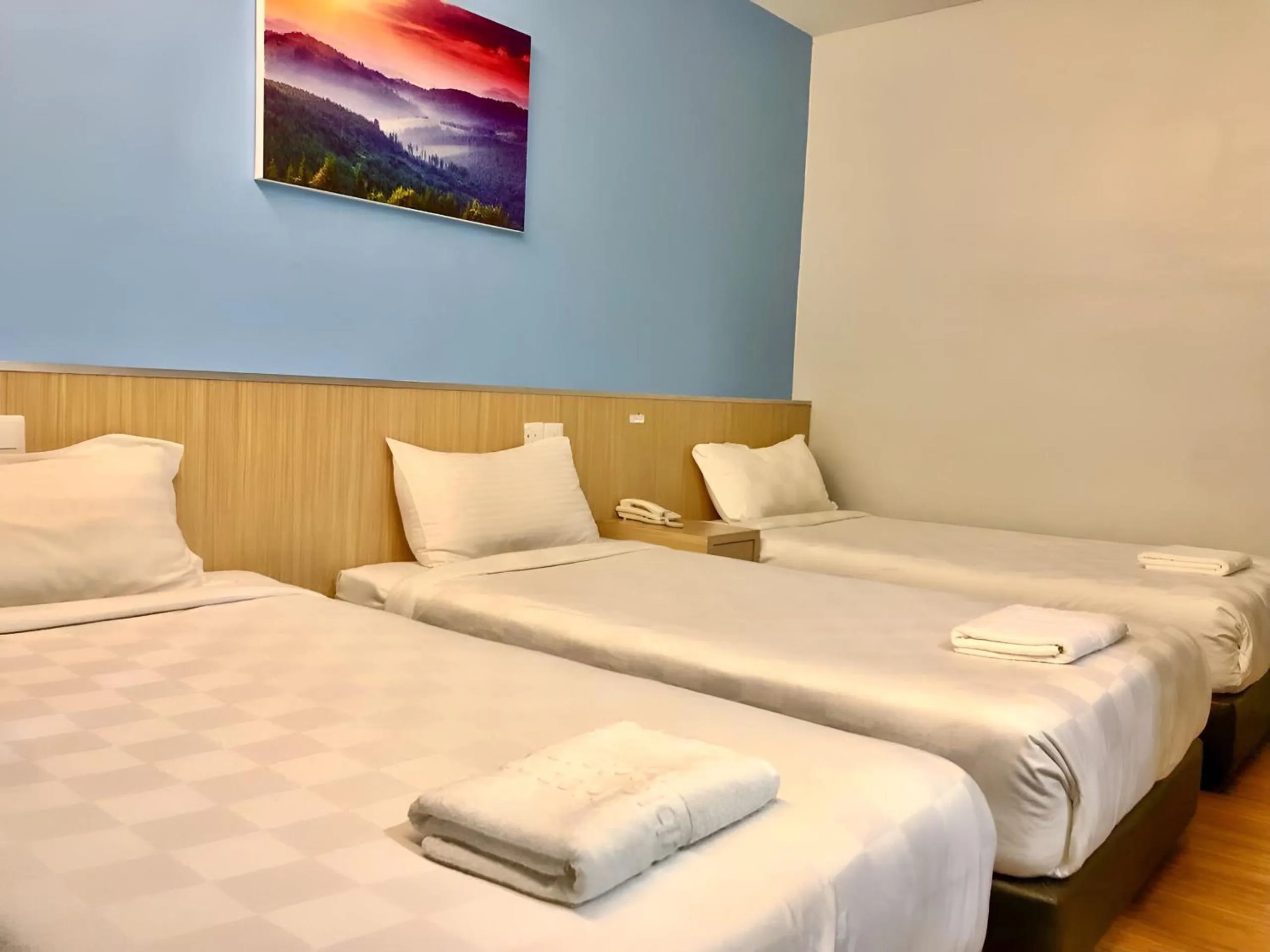 Bedroom, Bed in Double Happiness Hotel