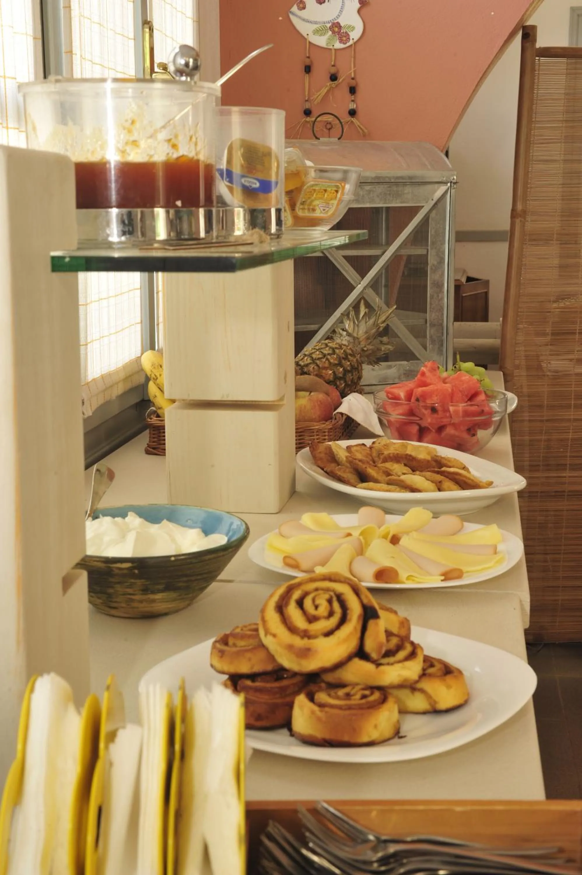 Buffet breakfast in Scala Apartments