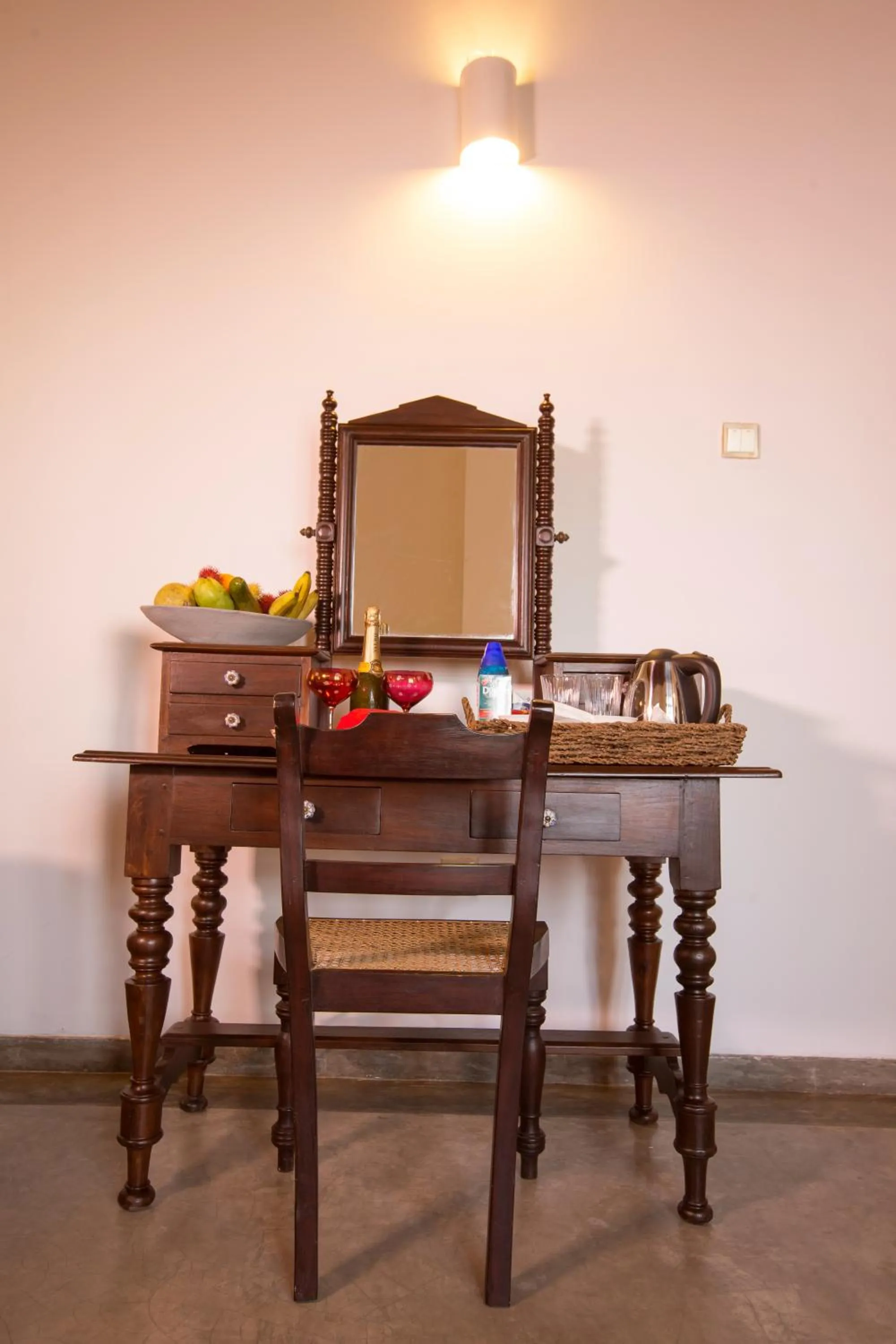 Seating area in Sunrise Boutique