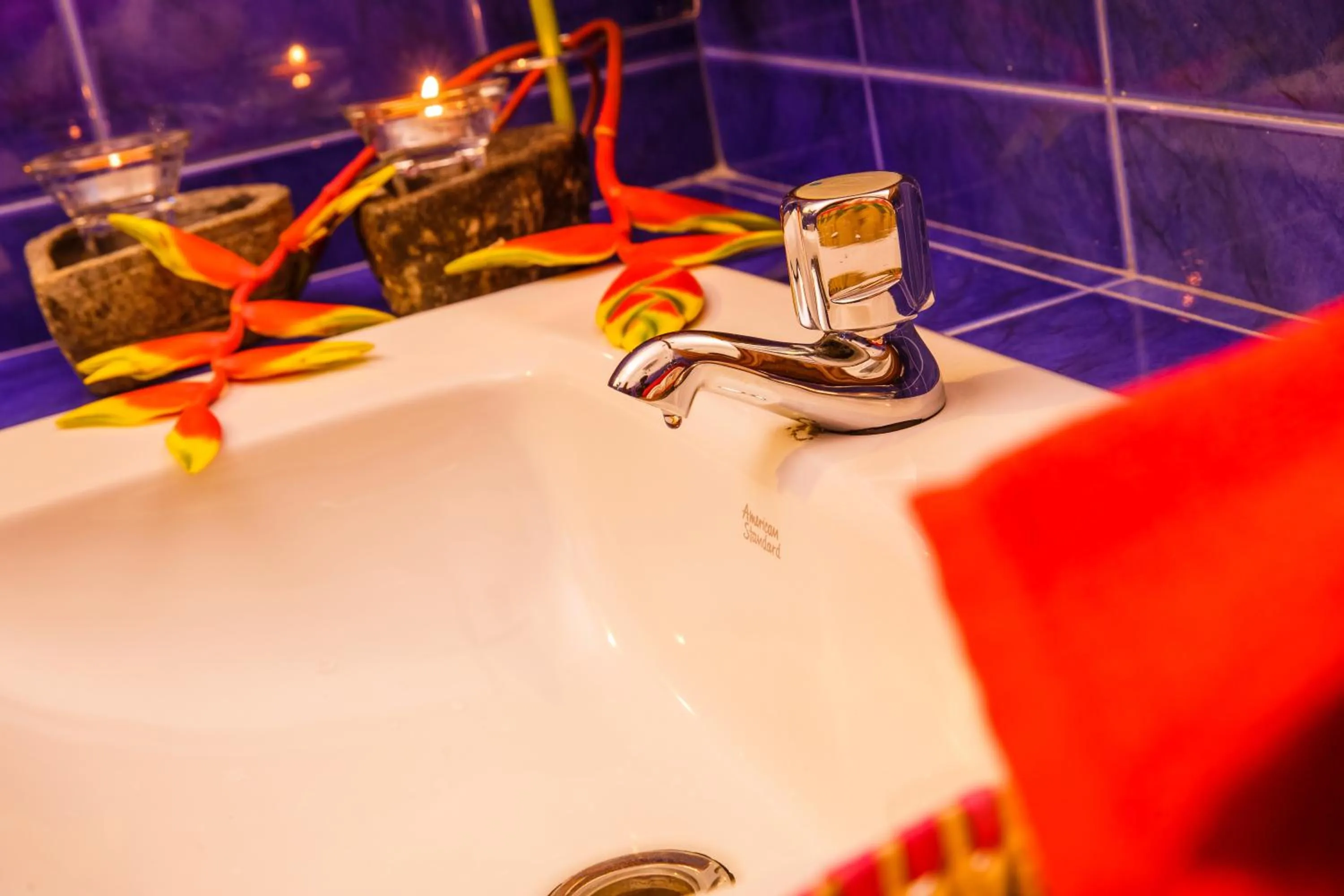 Bathroom in Sunrise Boutique