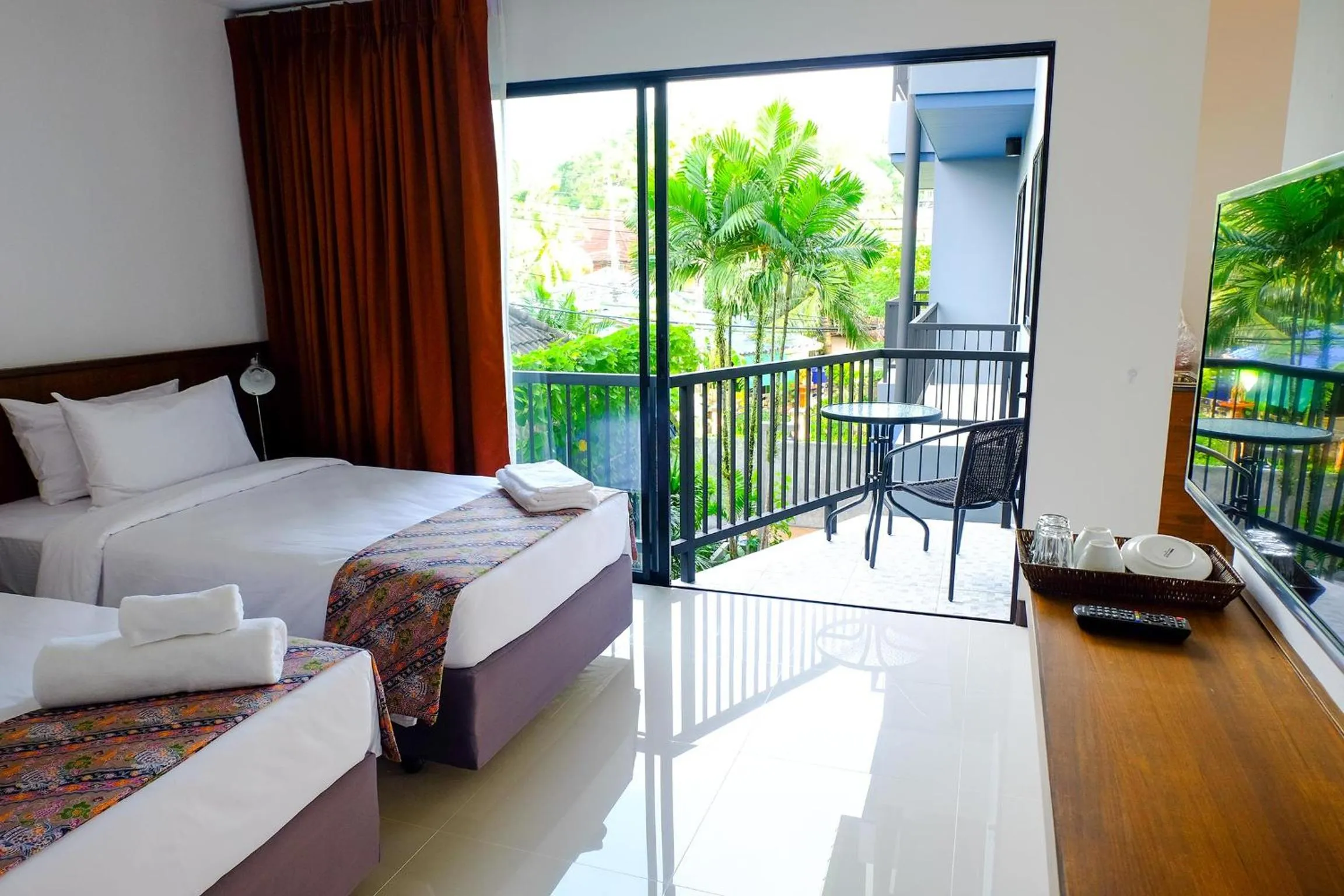 Photo of the whole room, Bed in The Umbrella House