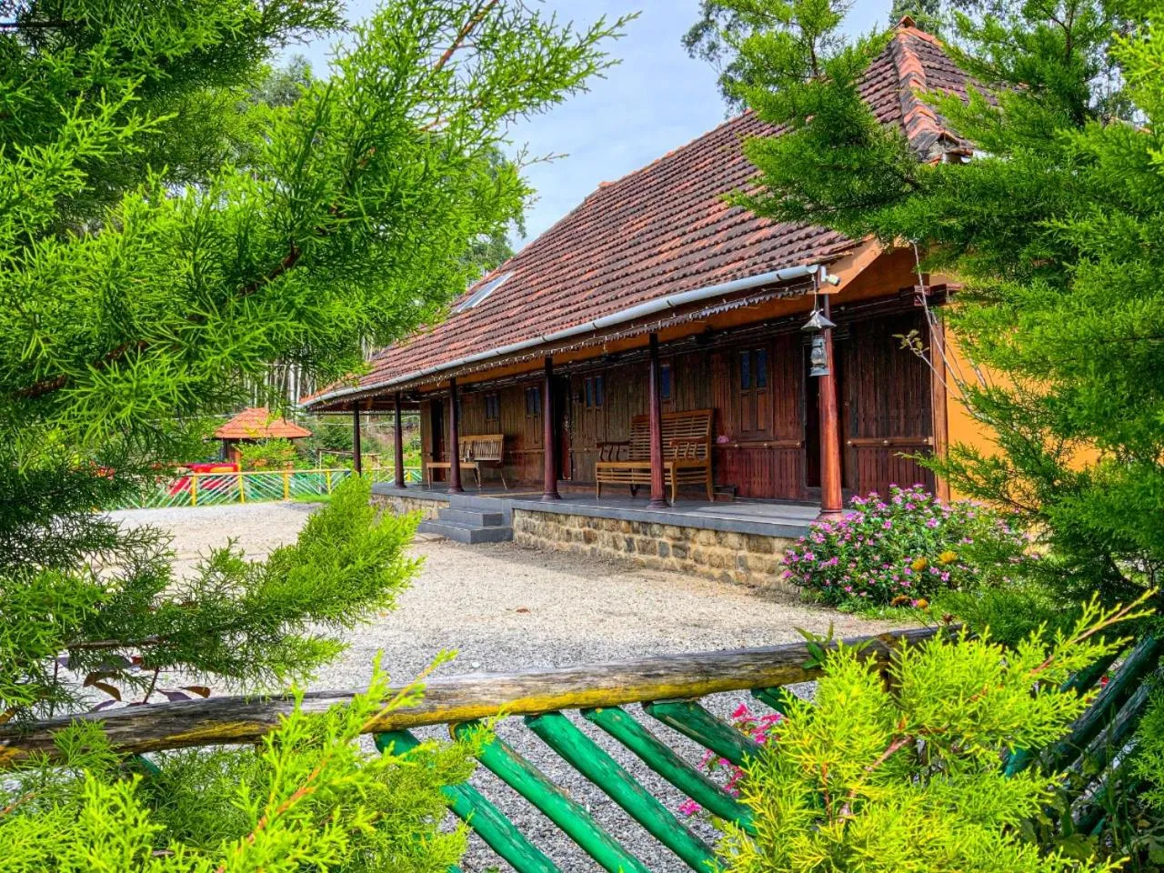 NATURE CASTLE -Traditional villa,Vattavada