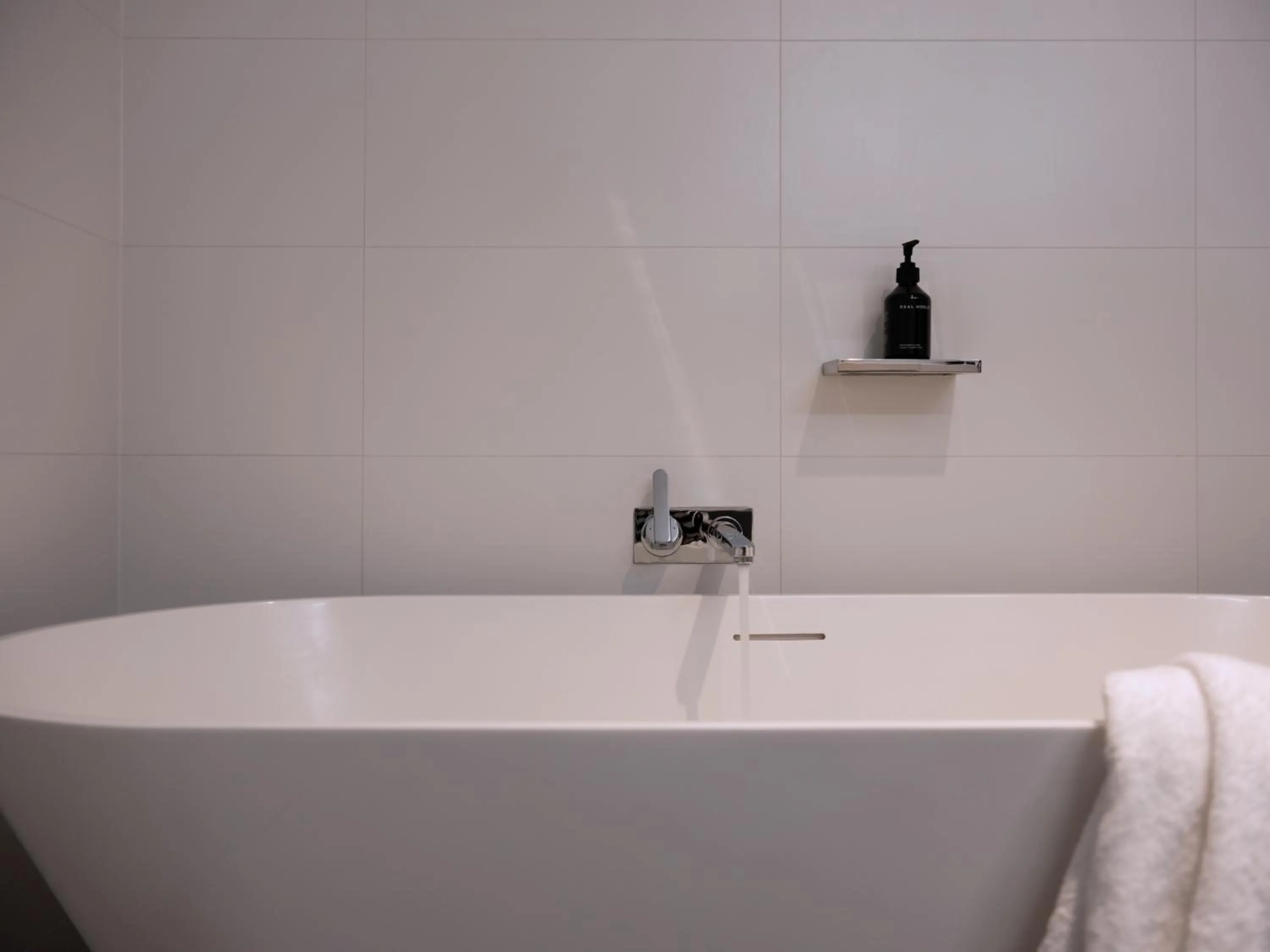 Bath in Porters Boutique Hotel