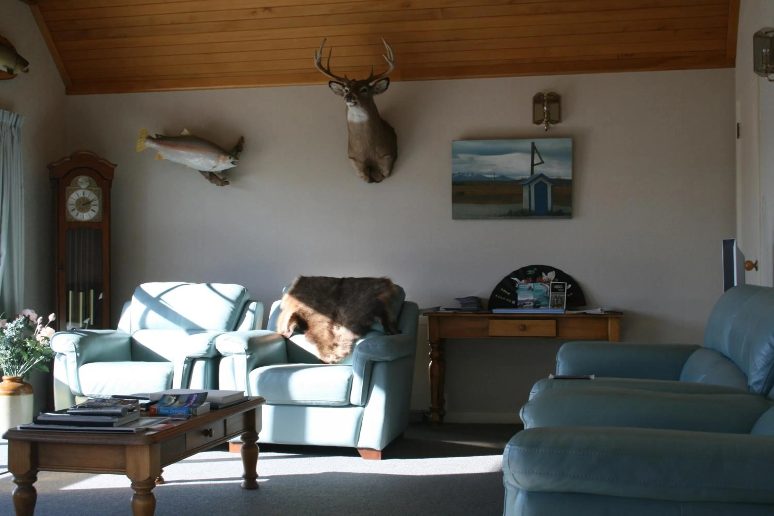 Communal lounge/ TV room in Creel House Bed and Breakfast