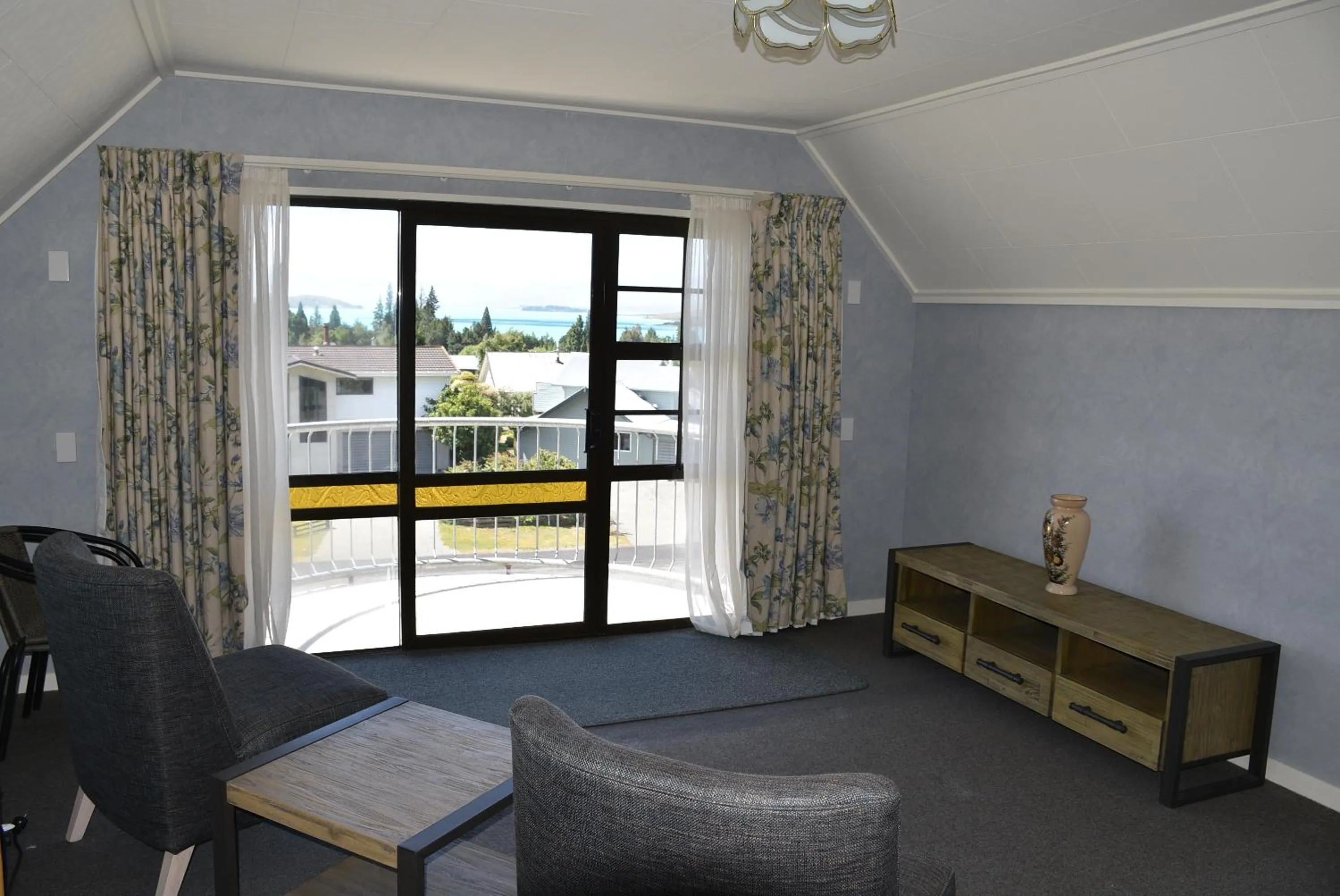 Seating area in Creel House Bed and Breakfast