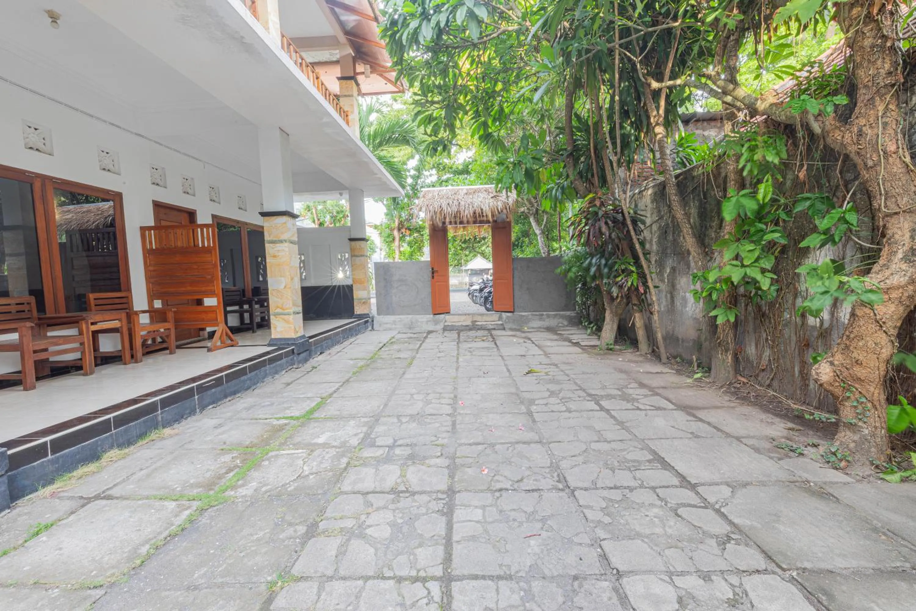 Property building in Transit Inn Senggigi