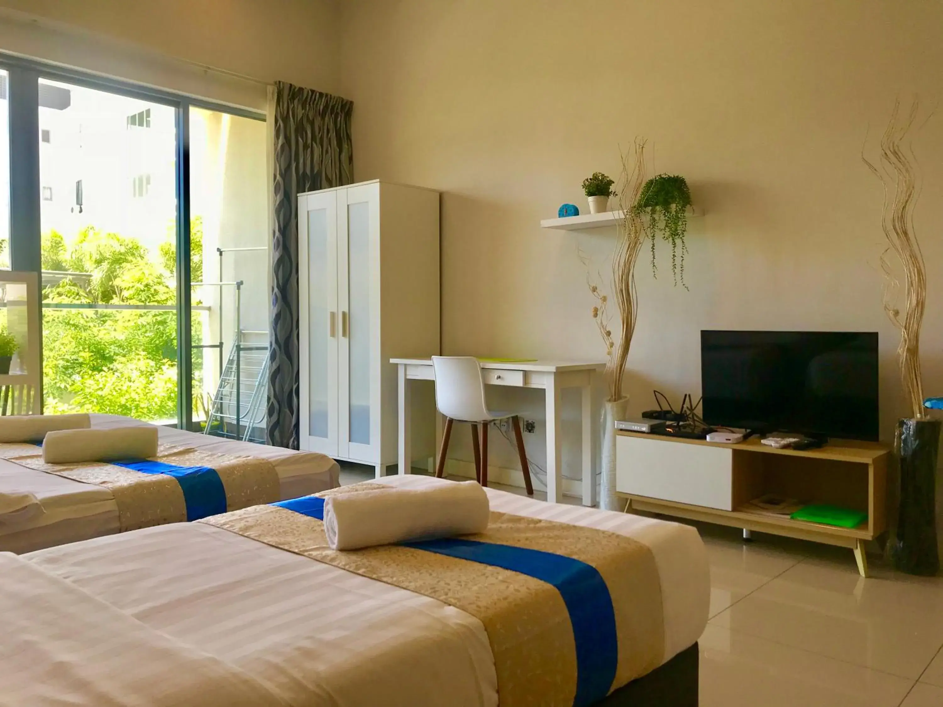 Bed in Sunset Seaview Vacation Condos @ IMAGO Shopping Mall Bed in Sunset Seaview Vacation Condos @ IMAGO Shopping Mall