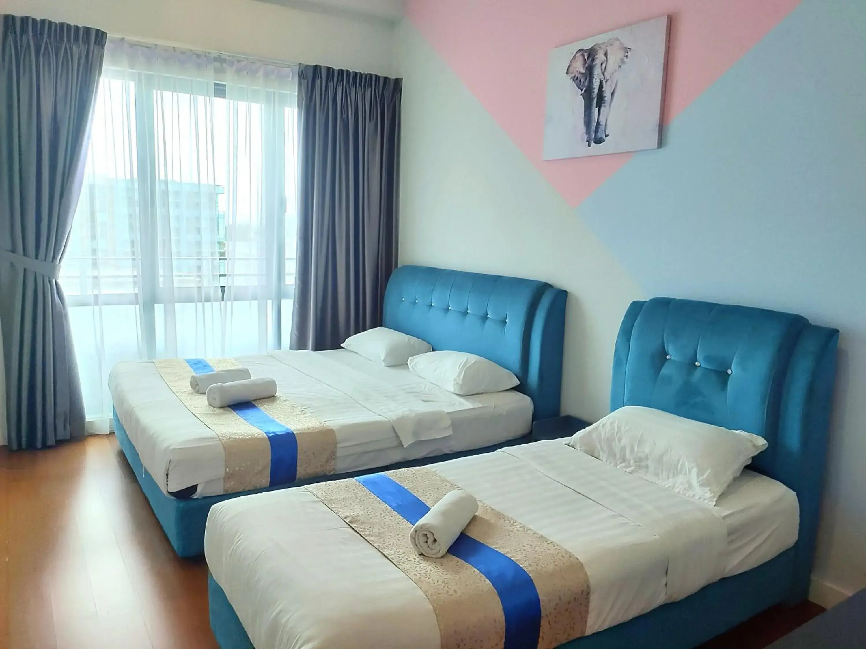 Bed in Sunset Seaview Vacation Condos @ IMAGO Shopping Mall Bed in Sunset Seaview Vacation Condos @ IMAGO Shopping Mall