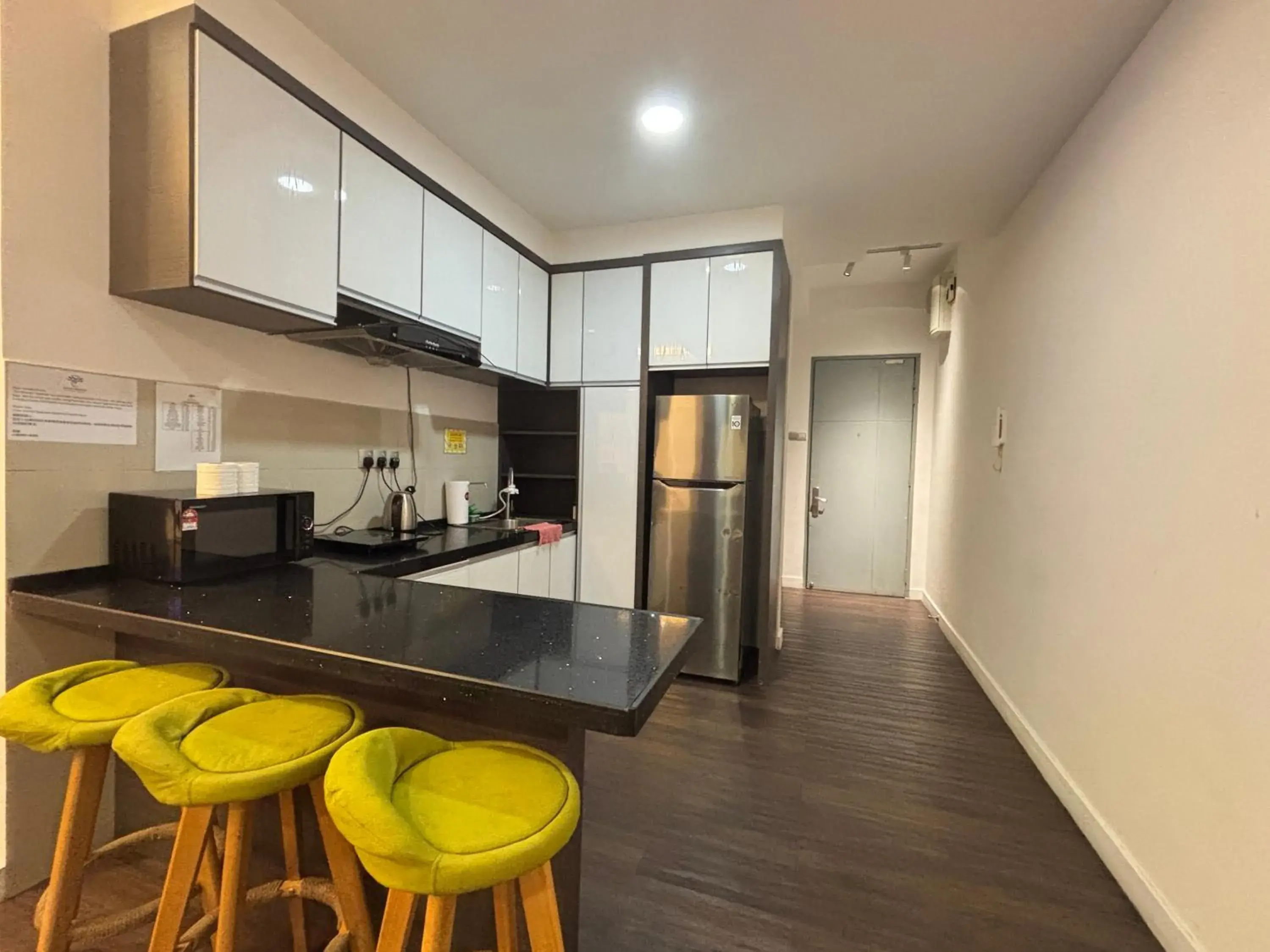 Sunset Seaview Vacation Condos @ IMAGO Shopping Mall Sunset Seaview Vacation Condos @ IMAGO Shopping Mall