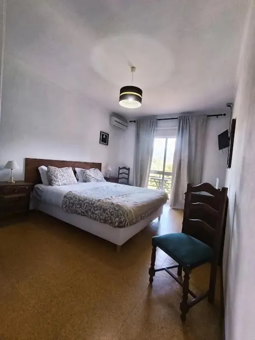 Balcony/Terrace, Bed in Residencial Do Rita em Rio Caldo
