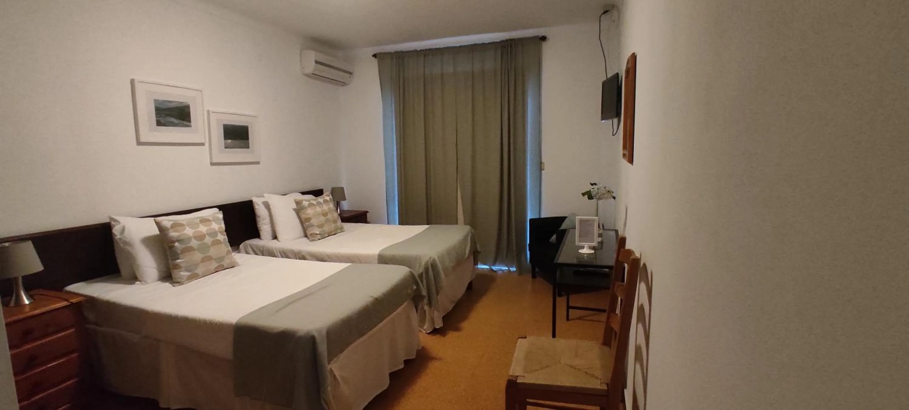 Bedroom, Bed in Residencial Do Rita em Rio Caldo