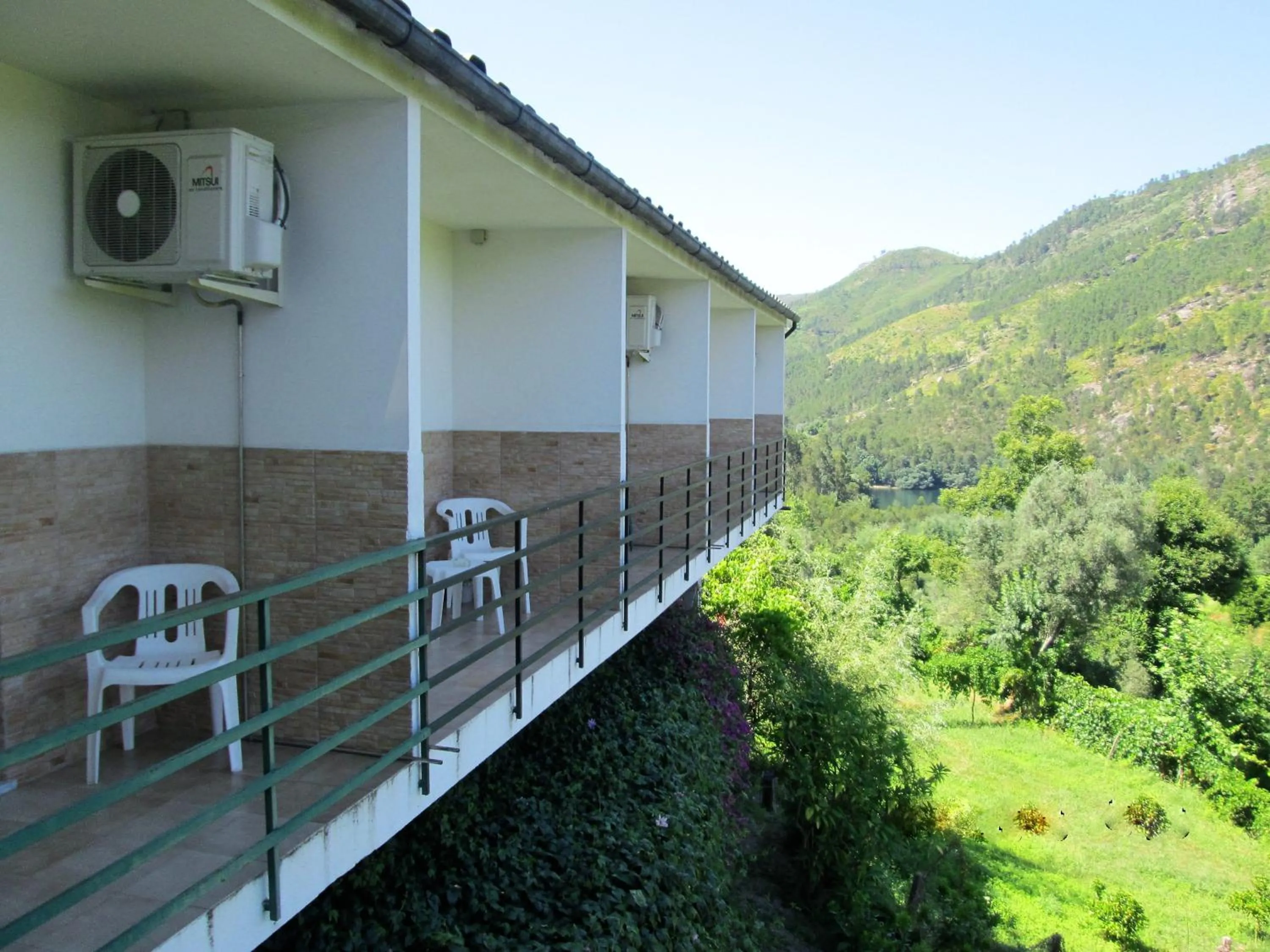 Balcony/Terrace in Residencial Do Rita em Rio Caldo
