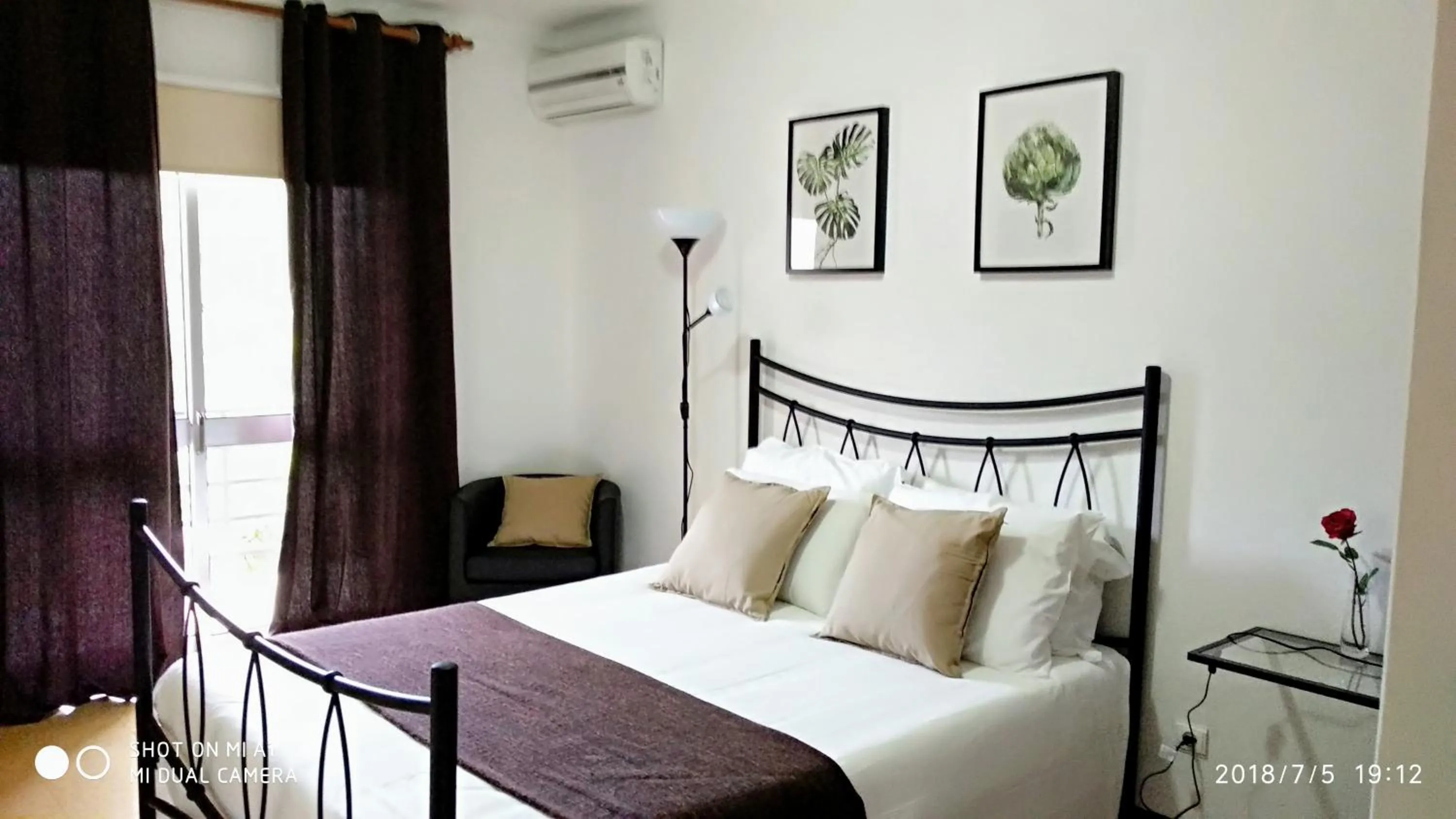 Bathroom, Bed in Residencial Do Rita em Rio Caldo