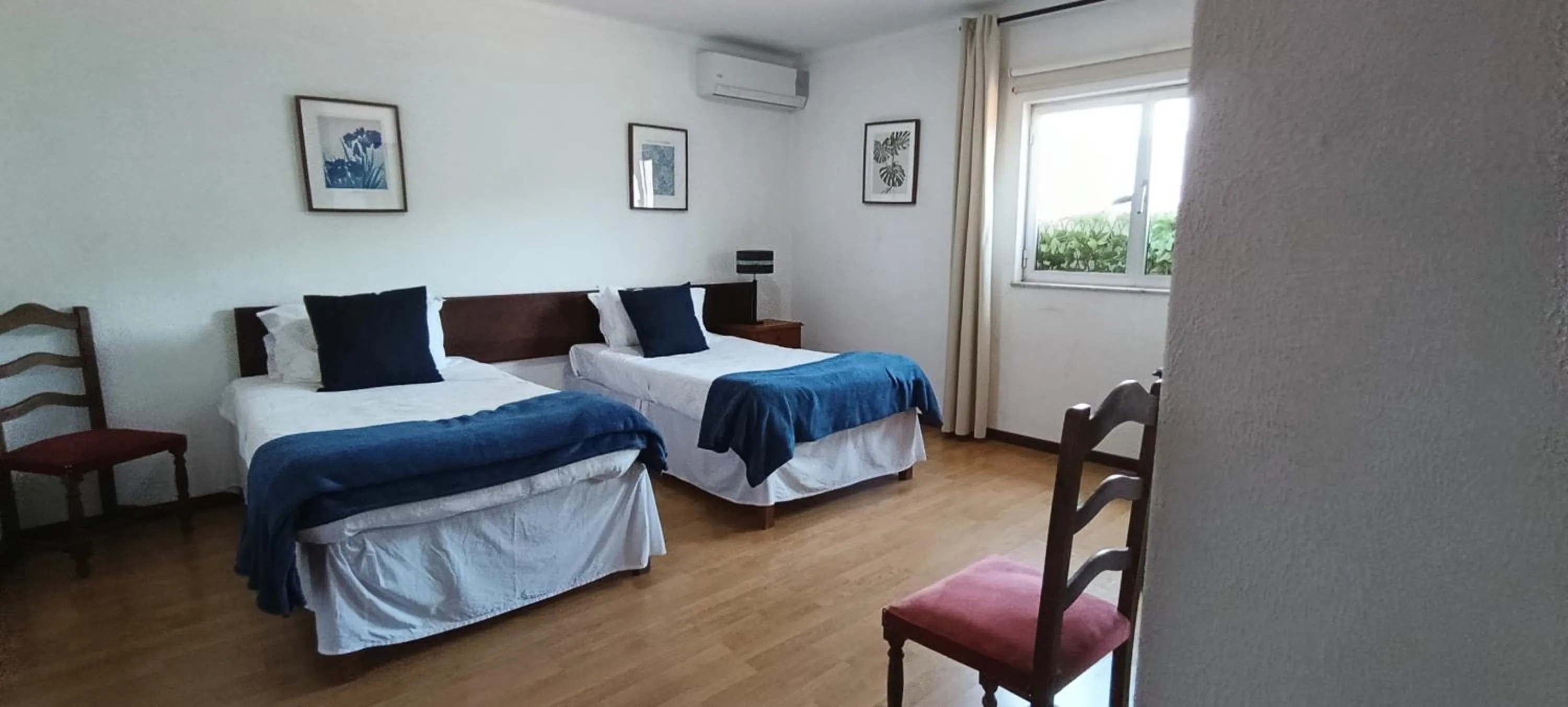 Property building, Bed in Residencial Do Rita em Rio Caldo