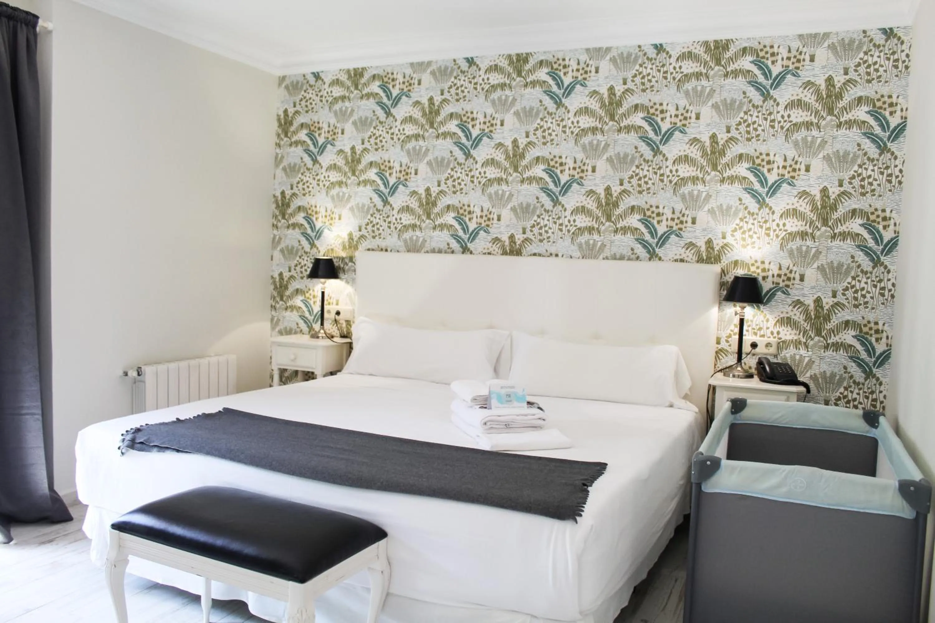 Bed in Hotel MR Costa Blanca