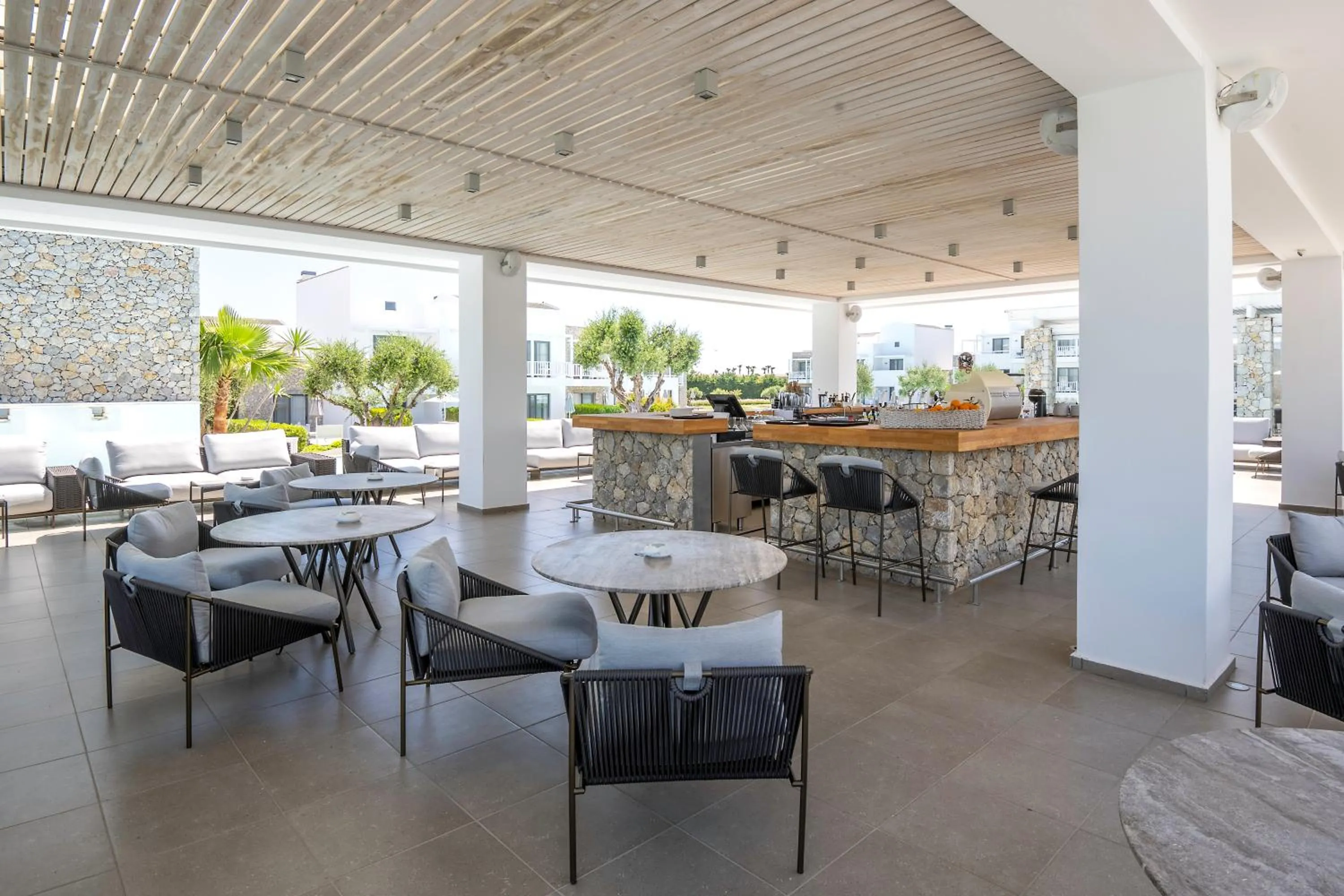 Restaurant/places to eat in Diamond Deluxe Hotel - Adults Only