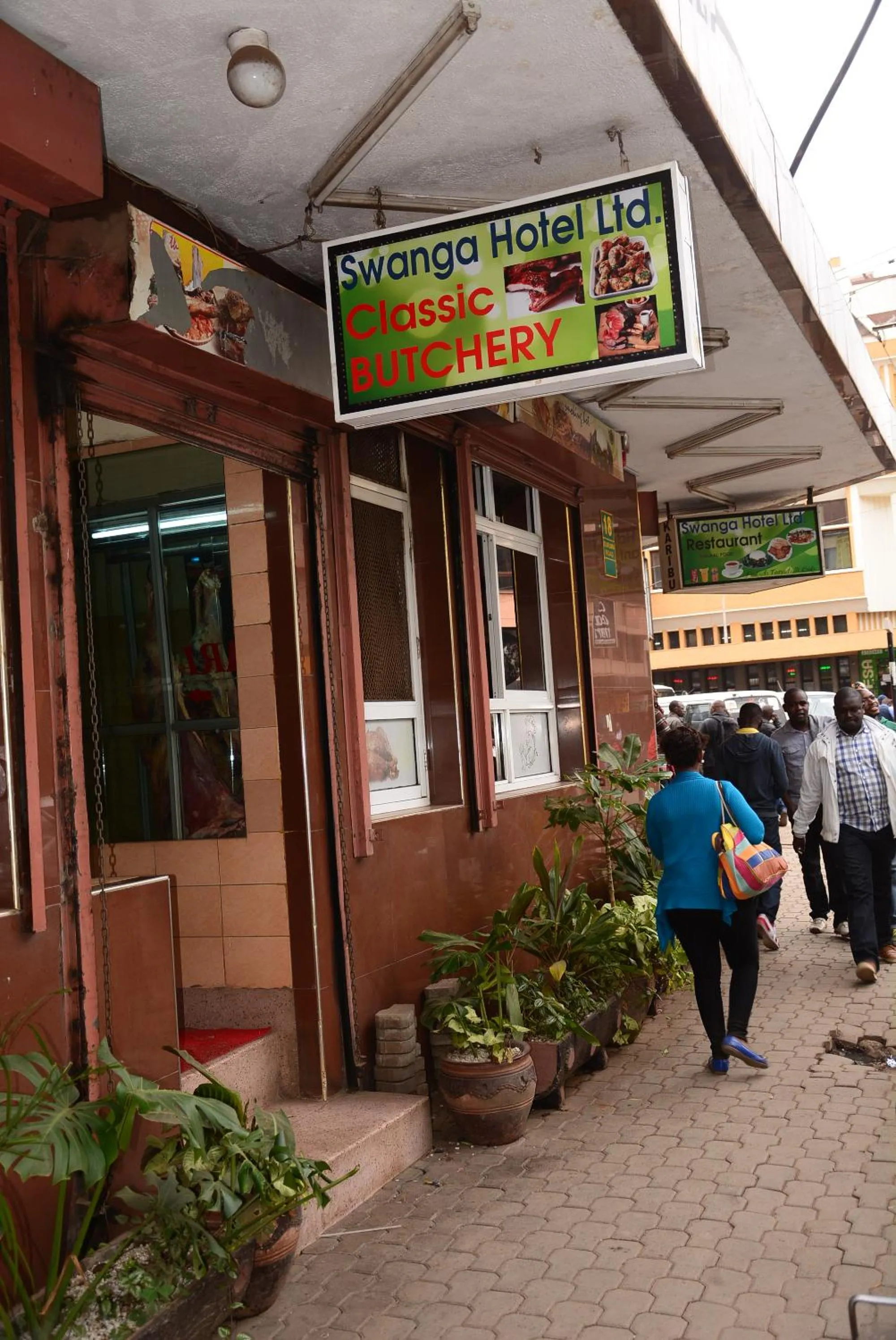 Facade/entrance in New Swanga