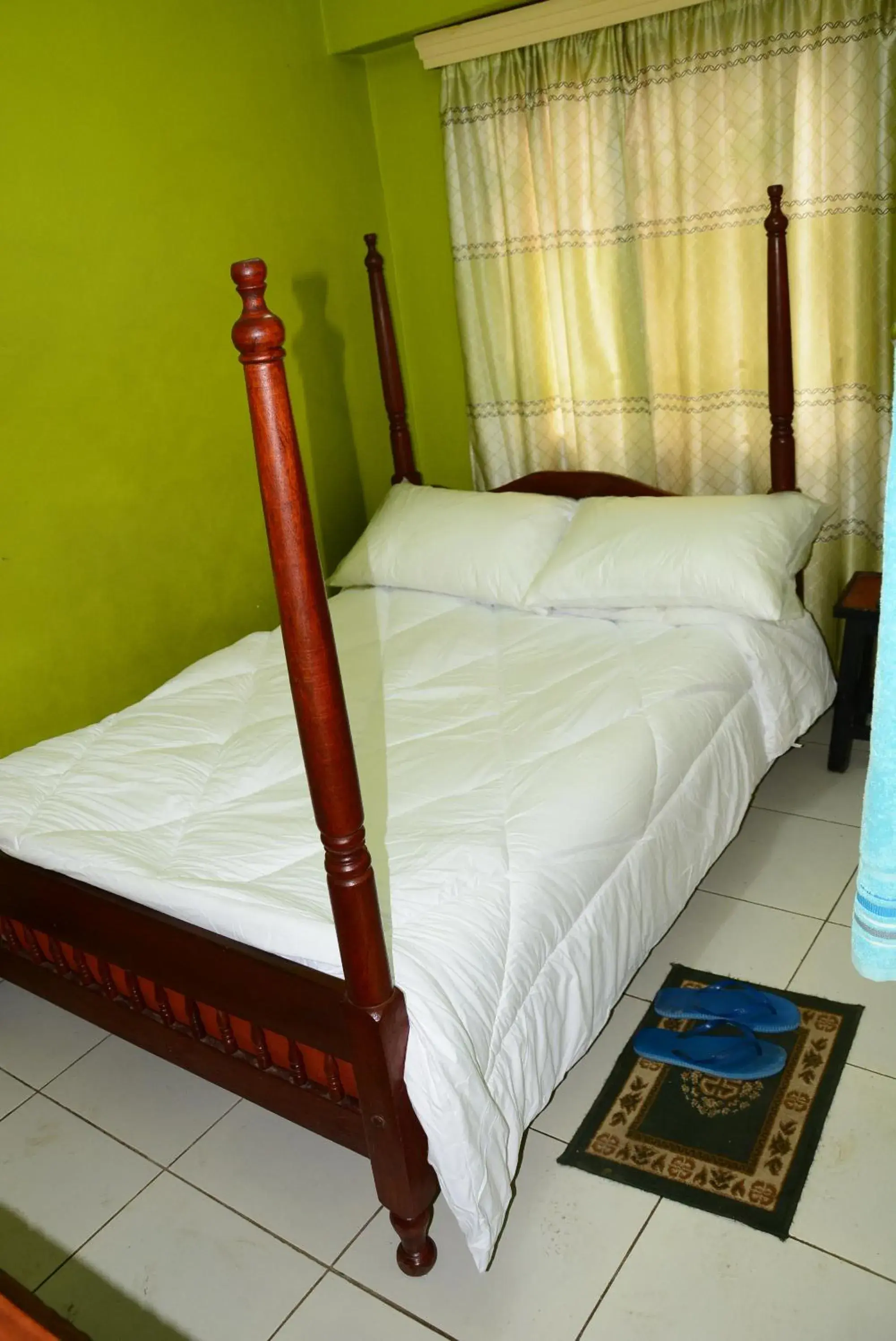 Budget Single Room in New Swanga Budget Single Room in New Swanga