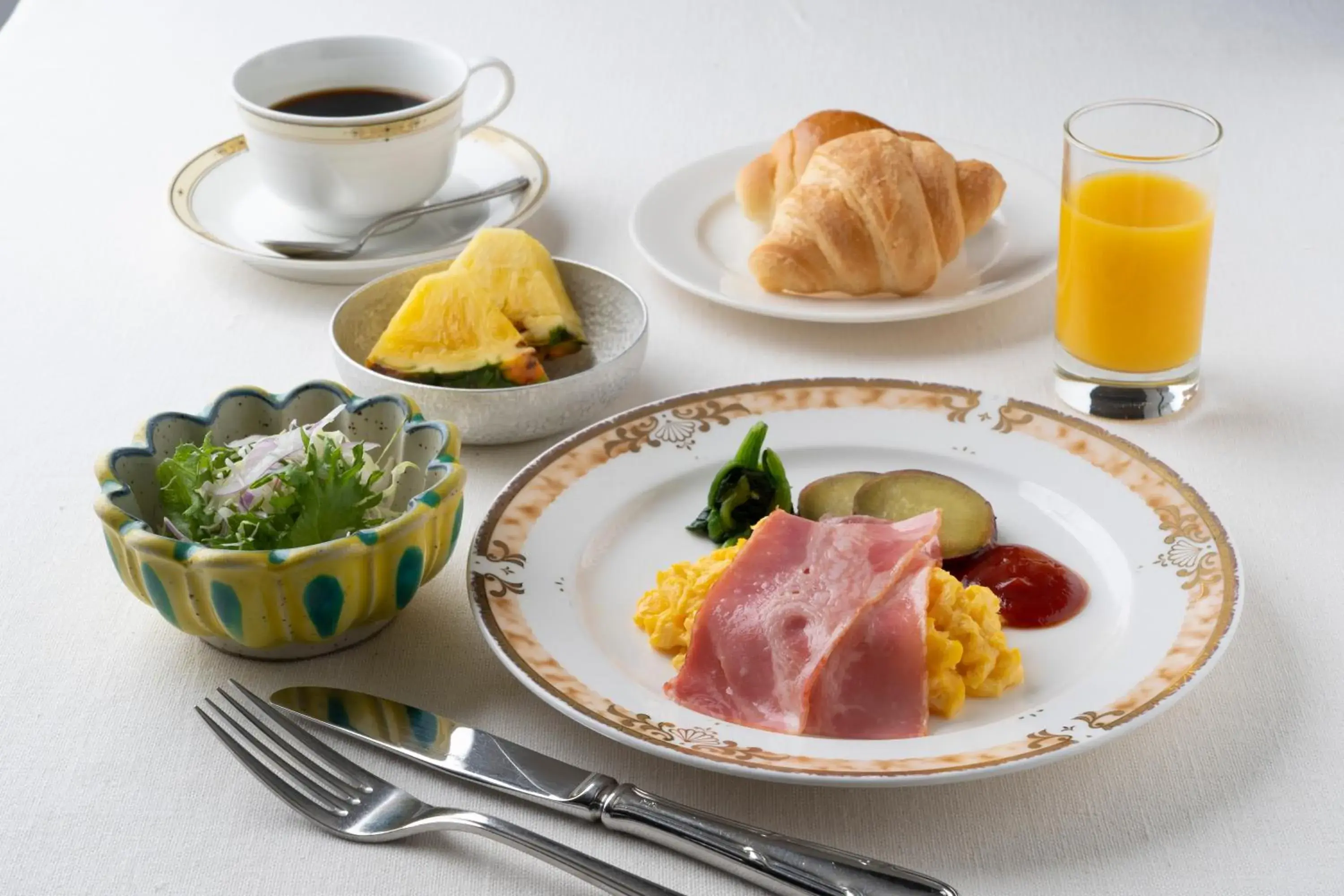 Restaurant/places to eat in Ise City Hotel Restaurant/places to eat in Ise City Hotel