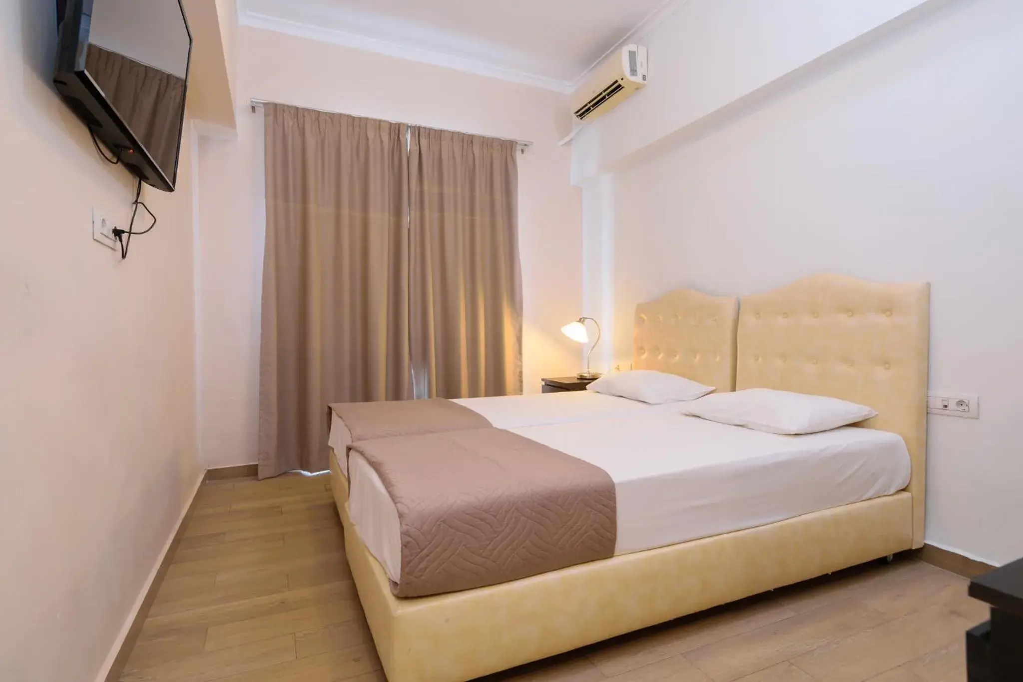 Bedroom, Bed in Archontiki City Hotel Bedroom, Bed in Archontiki City Hotel