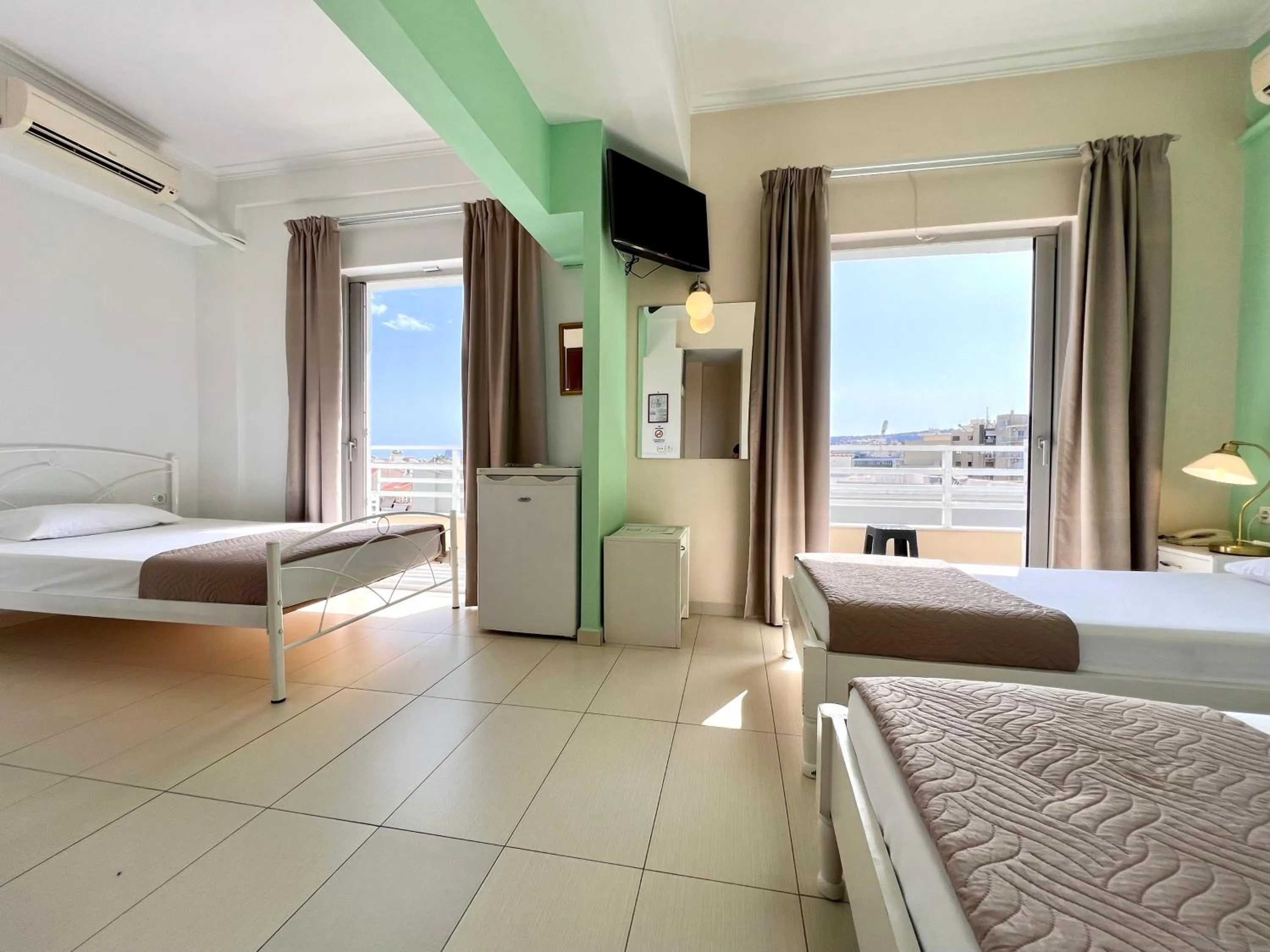 Bed in Archontiki City Hotel