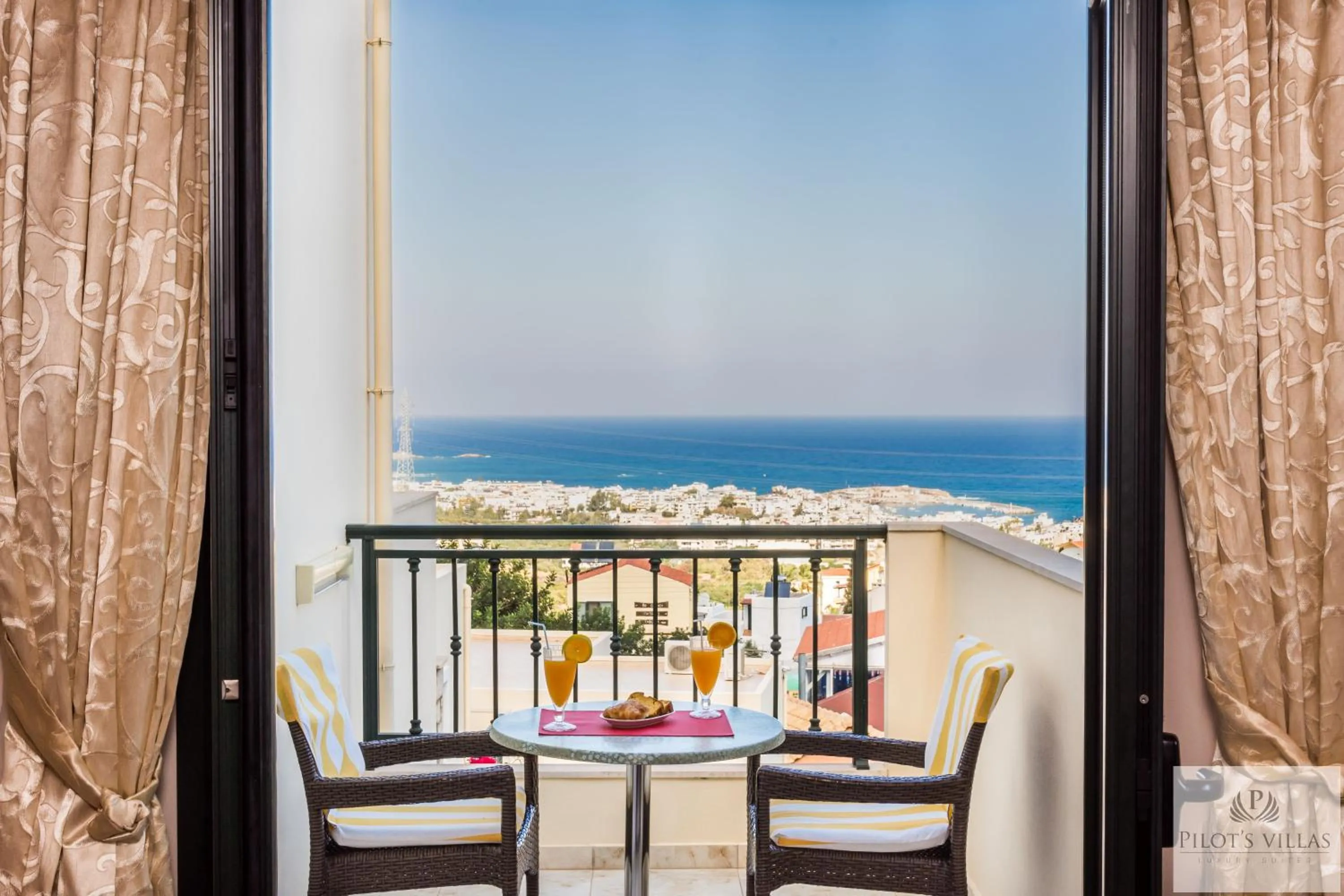 Balcony/Terrace in Pilot's Villas Luxury Suites