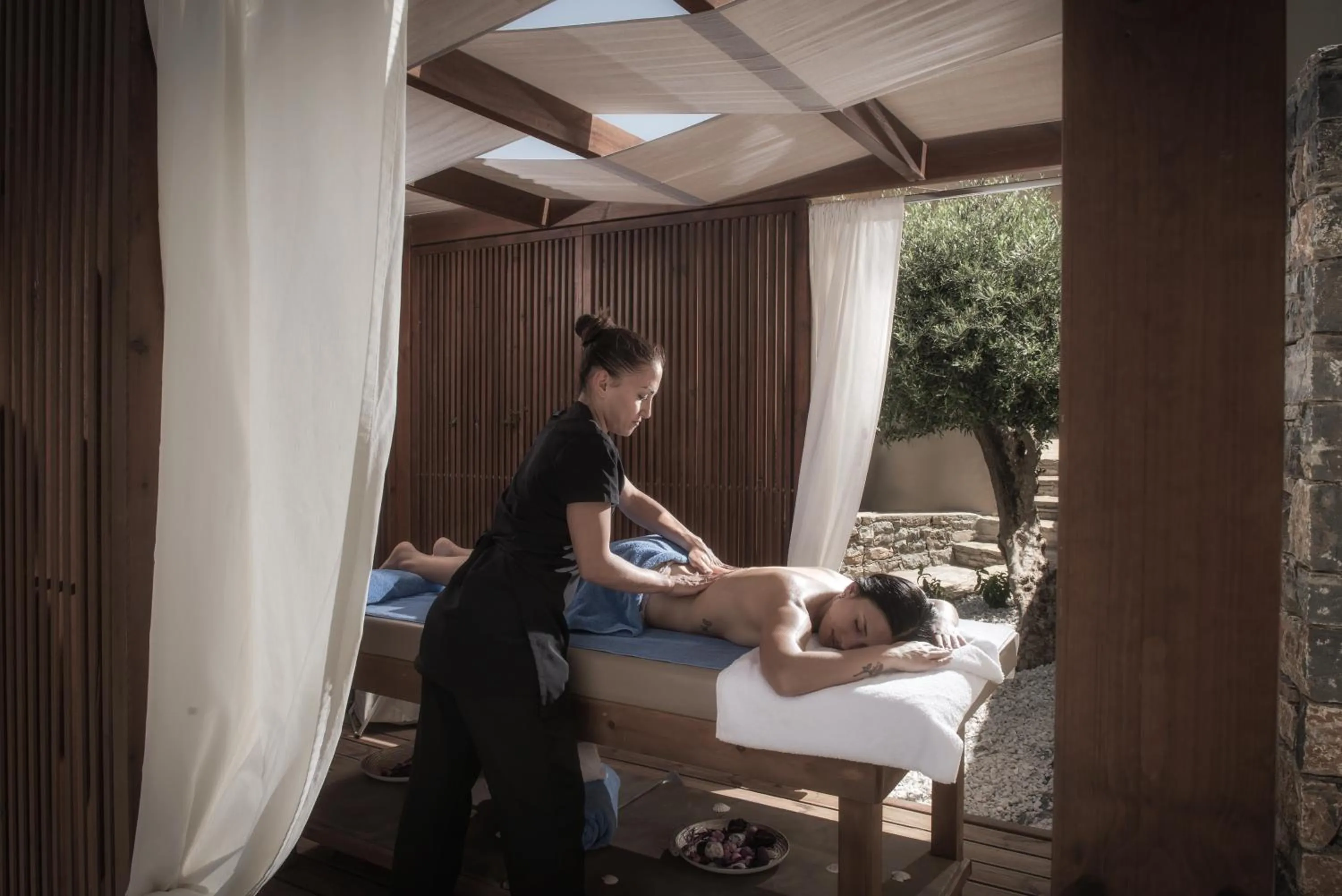 People in Enorme Infinity Elounda - Adults Only