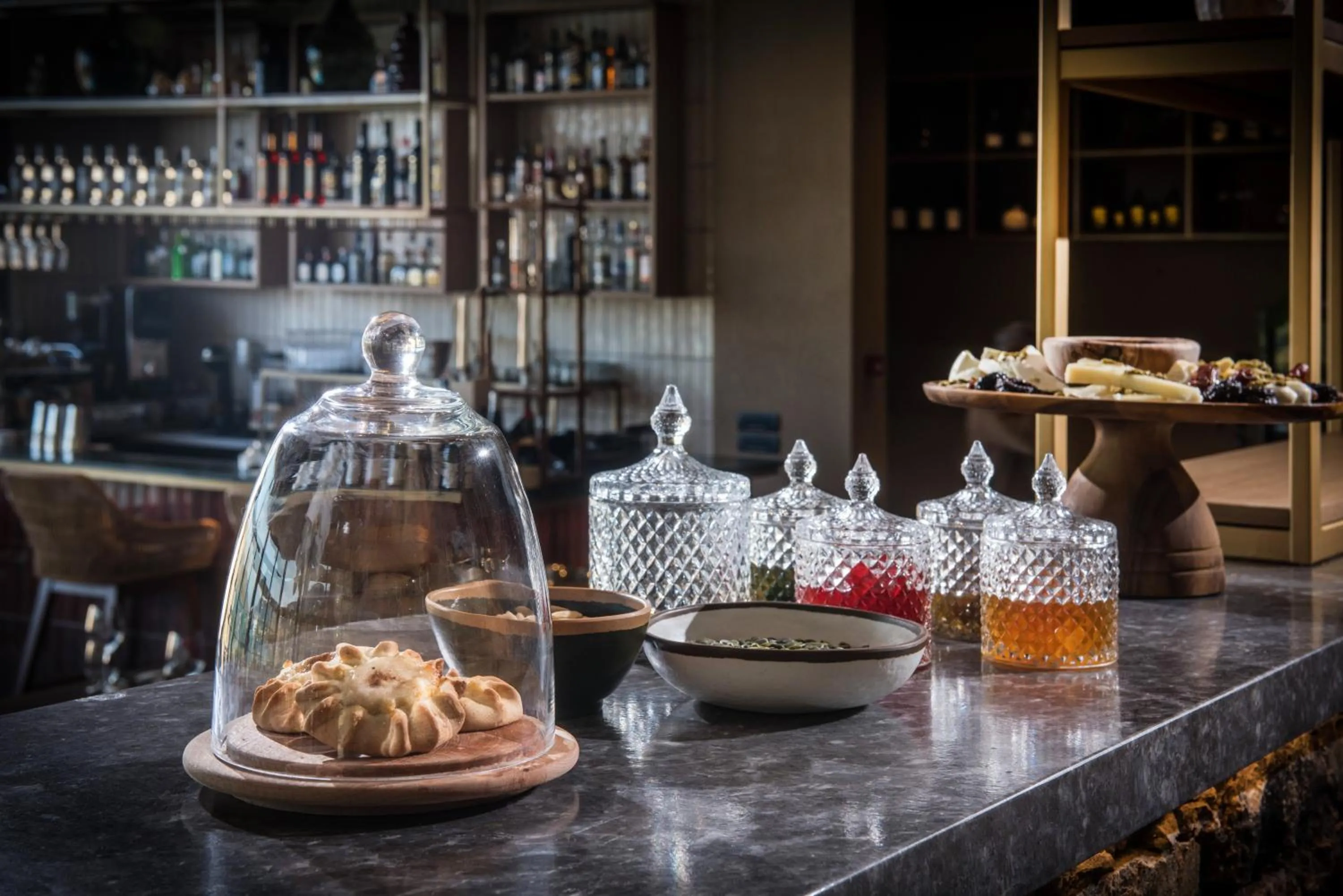 Food and drinks in Enorme Infinity Elounda - Adults Only