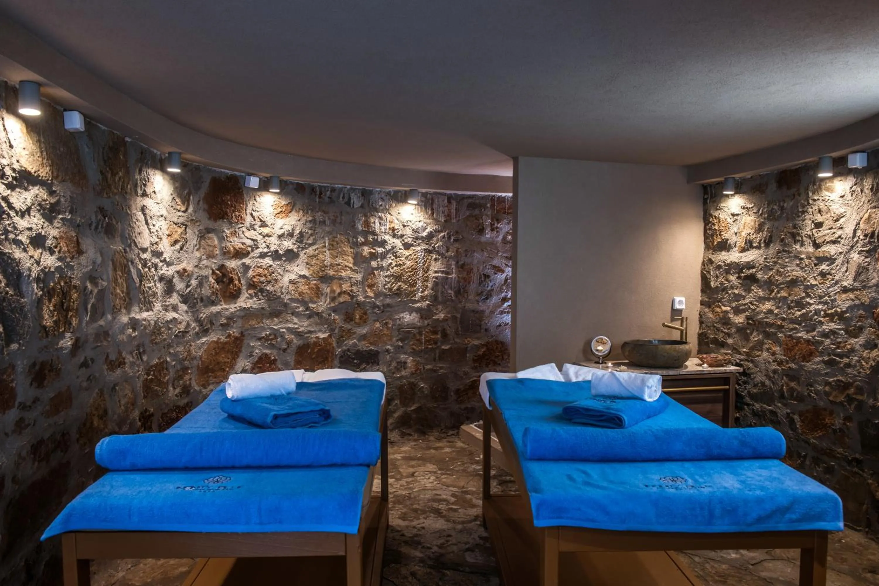 Massage in Enorme Infinity Elounda - Adults Only